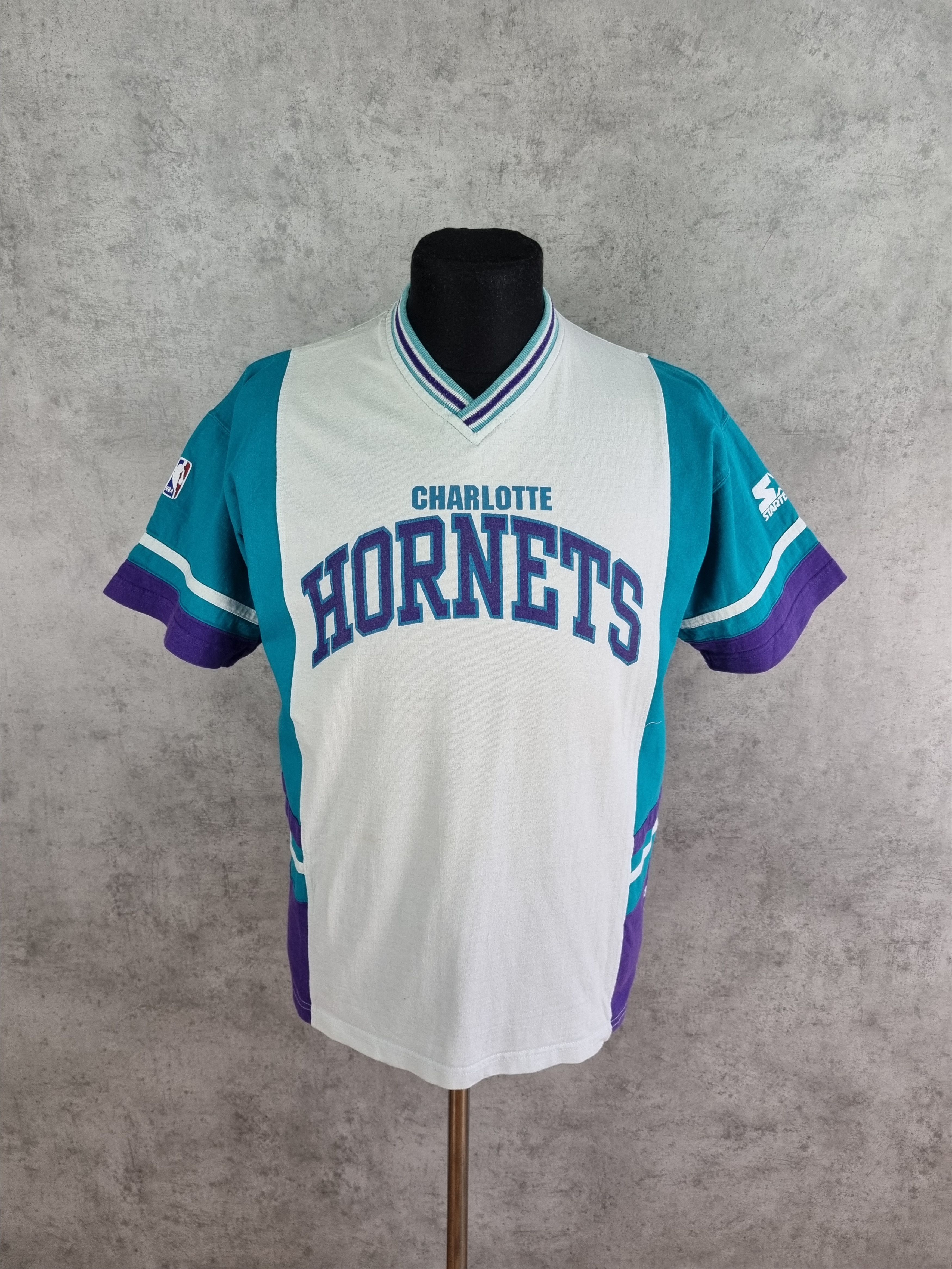 90s Vintage Starter NBA Charlotte Hornets Rare Tee Shirt