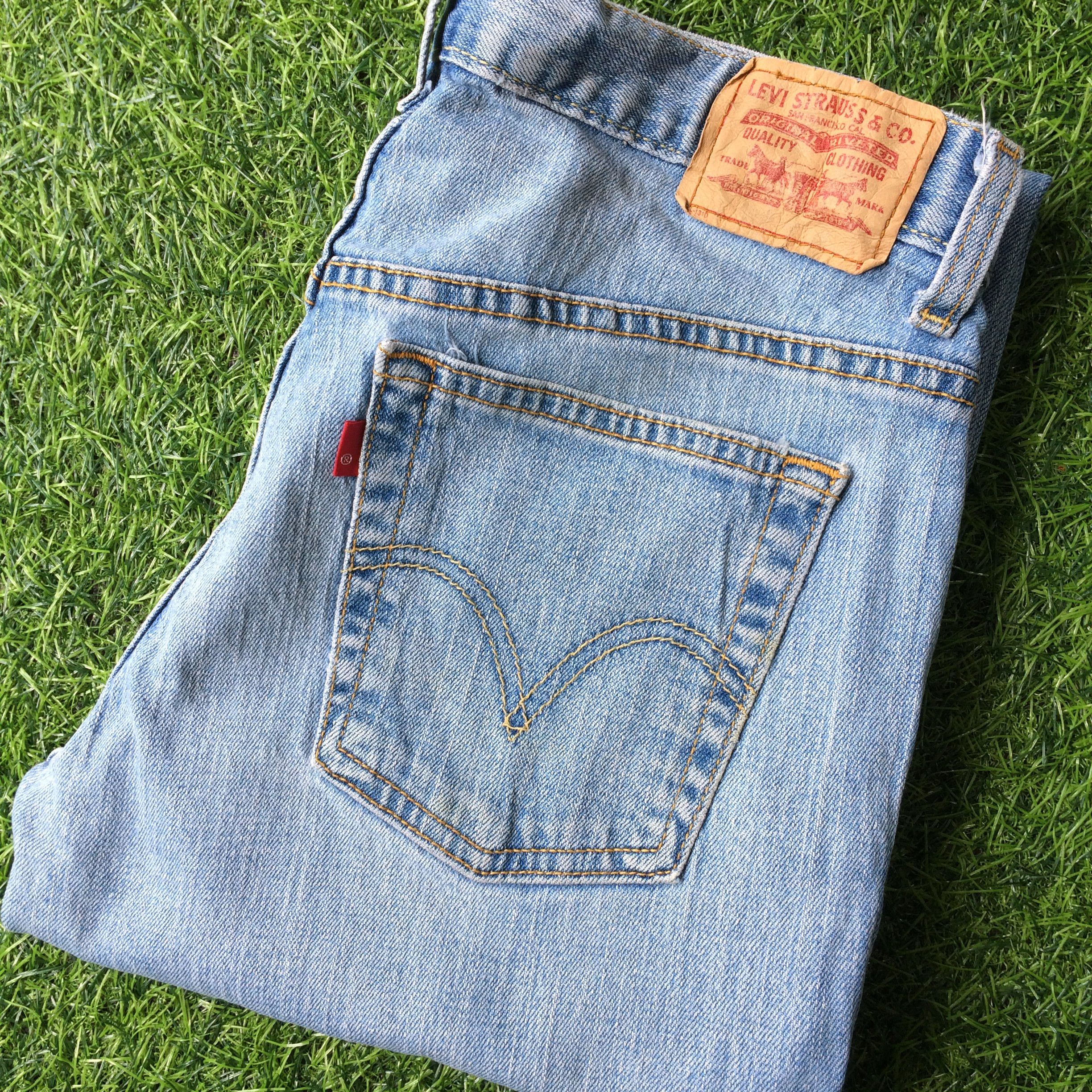 Levi's × Vintage Levis 505 Light Wash Stretch Jeans #B-524 Size US 31 - 8 Thumbnail