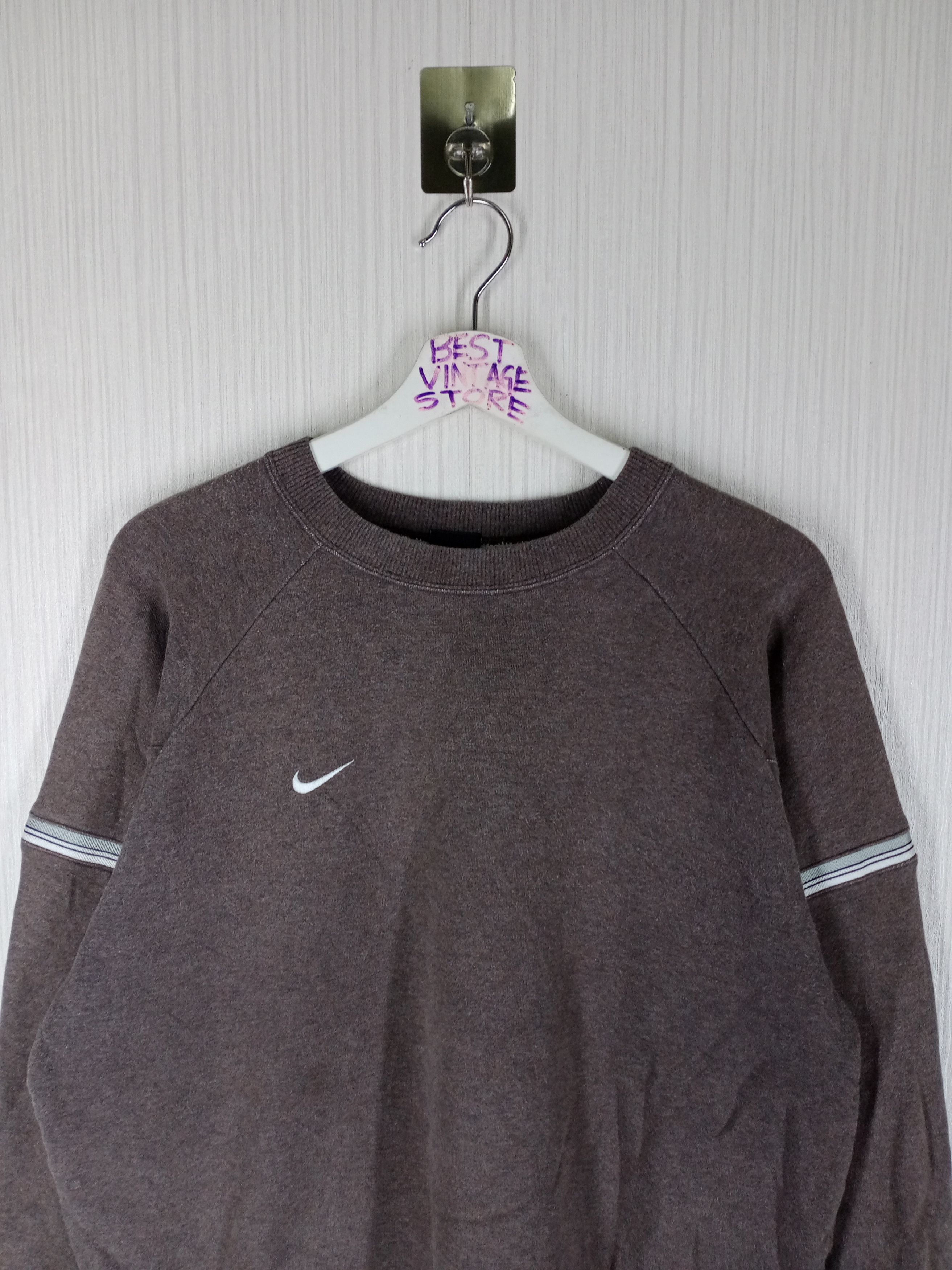 Nike Rare Vintage Nike Small Logo Embroidery Size US L / EU 52-54 / 3 - 2 Thumbnail