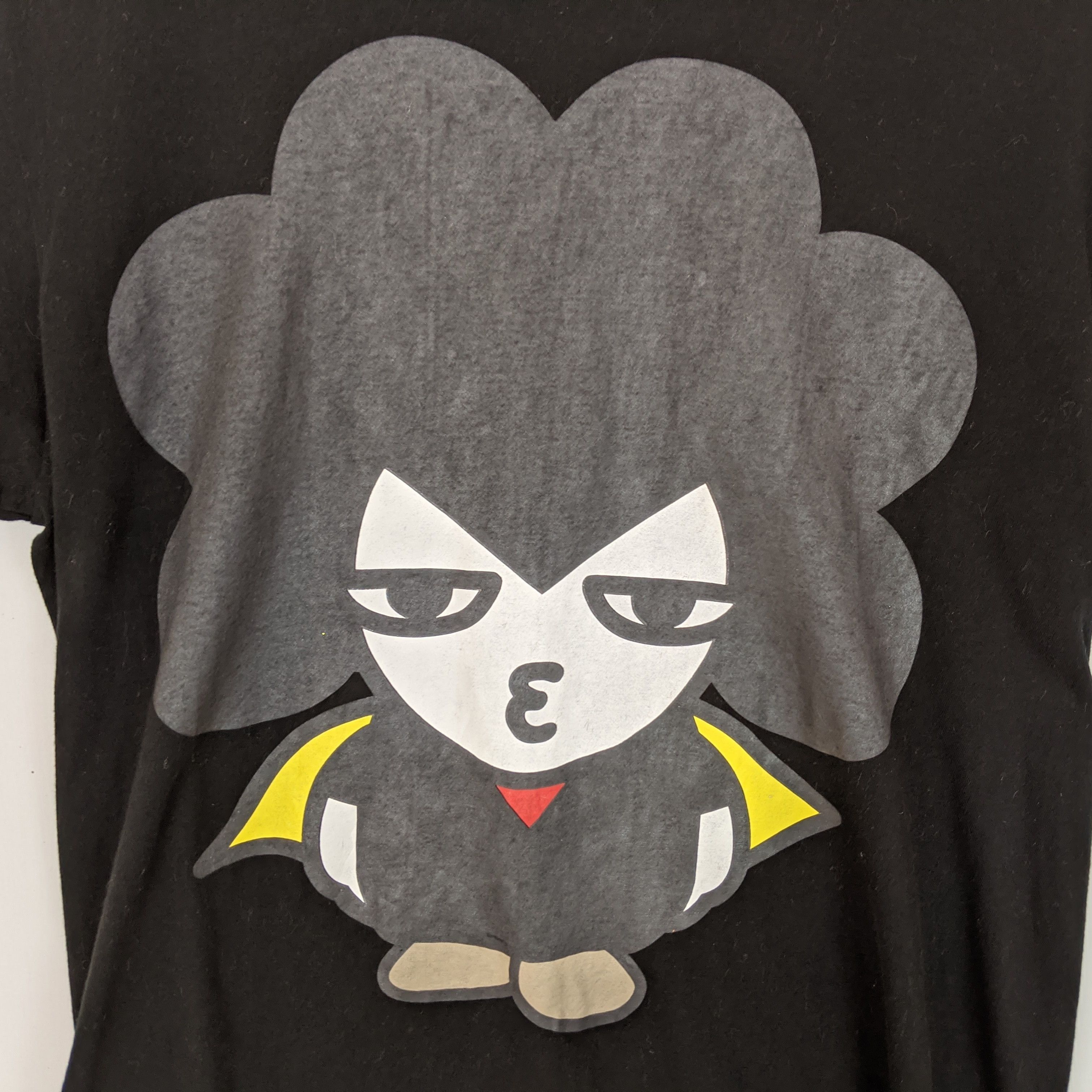 Japanese Brand JAPAN Manga Anime Big Image T-Shirt Size US L / EU 52-54 / 3 - 5 Thumbnail