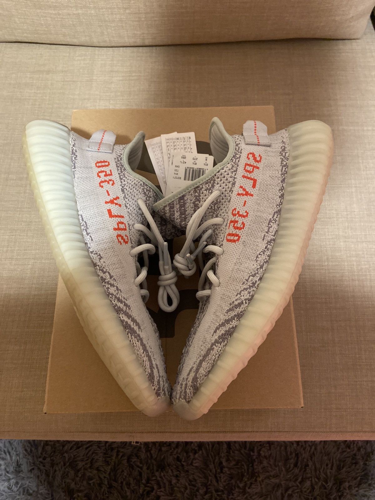 Yeezy Boost 350 V 2 Blue Tint 2017 | Grailed display picture 3