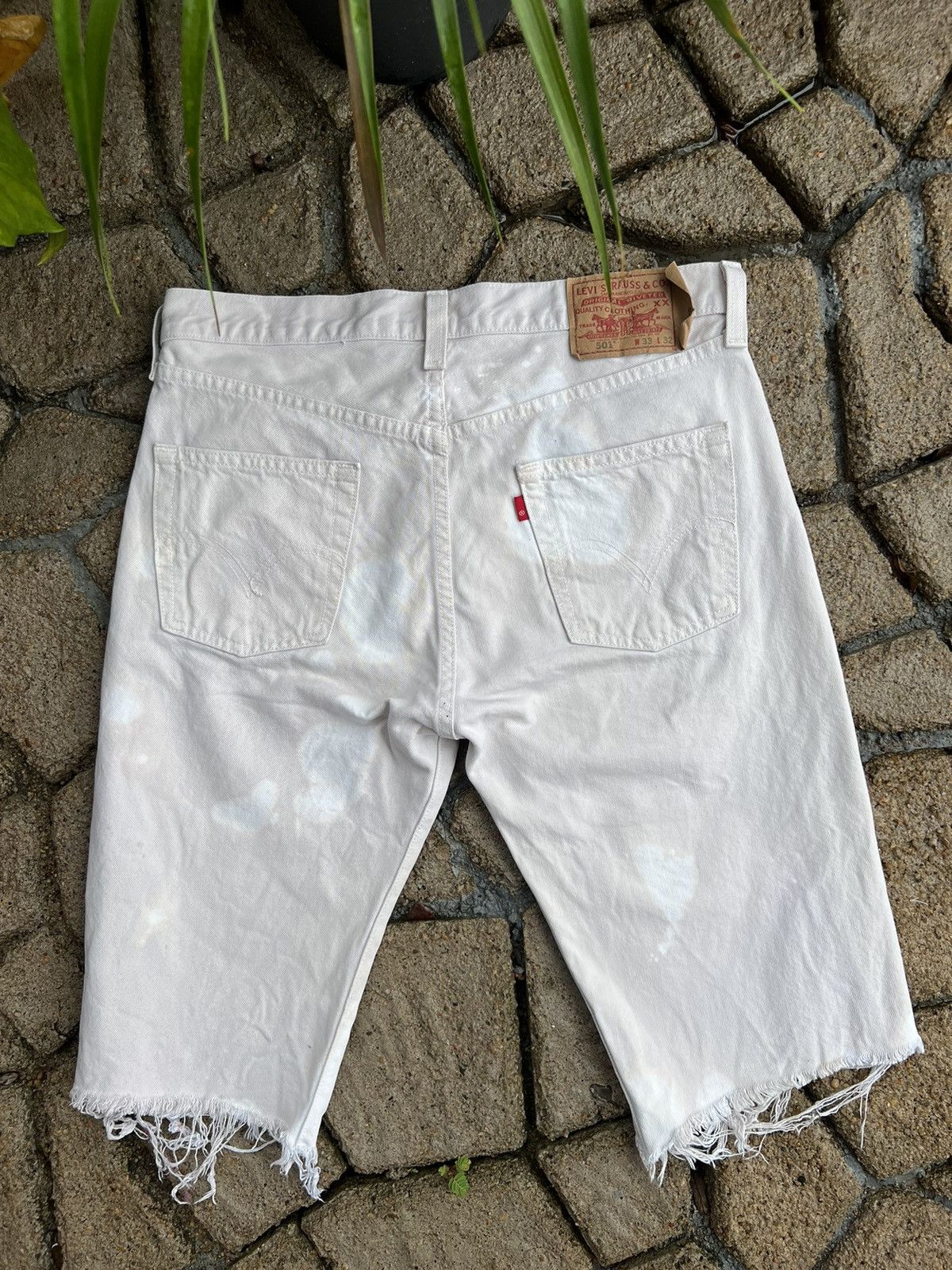 Levi's 🔥Distressed Levis 501 Cropped Denim Size US 34 / EU 50 - 2 Thumbnail
