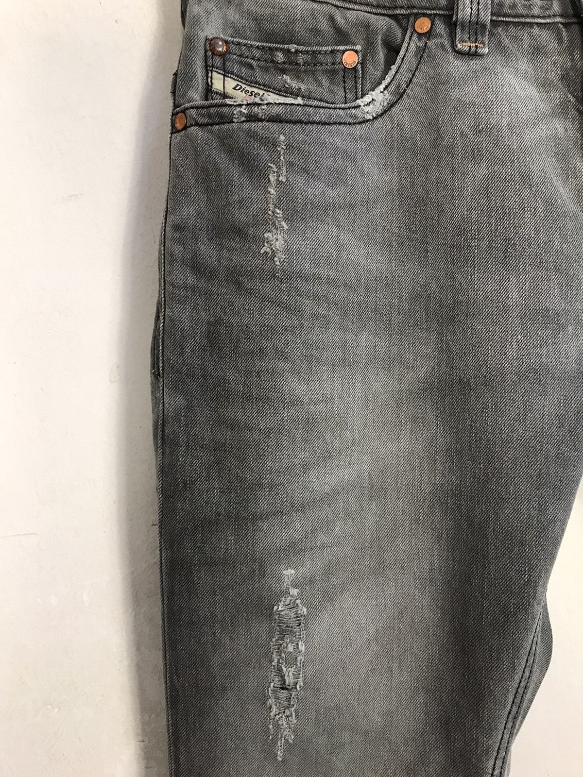 Diesel × Vintage Vintage Diesel Distressed Denim Jeans Size US 32 / EU 48 - 6 Thumbnail