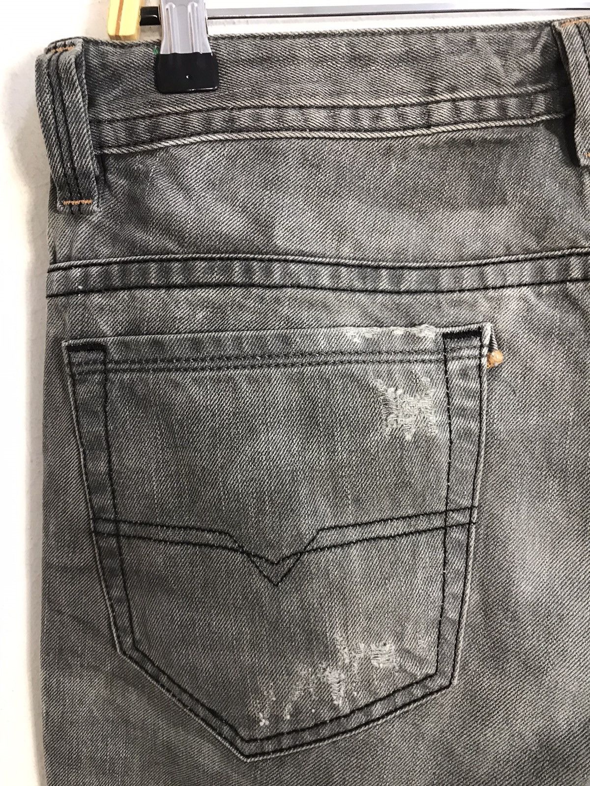 Diesel × Vintage Vintage Diesel Distressed Denim Jeans Size US 32 / EU 48 - 13 Thumbnail
