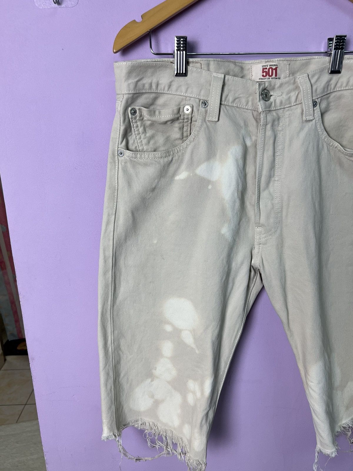 Levi's 🔥Distressed Levis 501 Cropped Denim Size US 34 / EU 50 - 3 Thumbnail