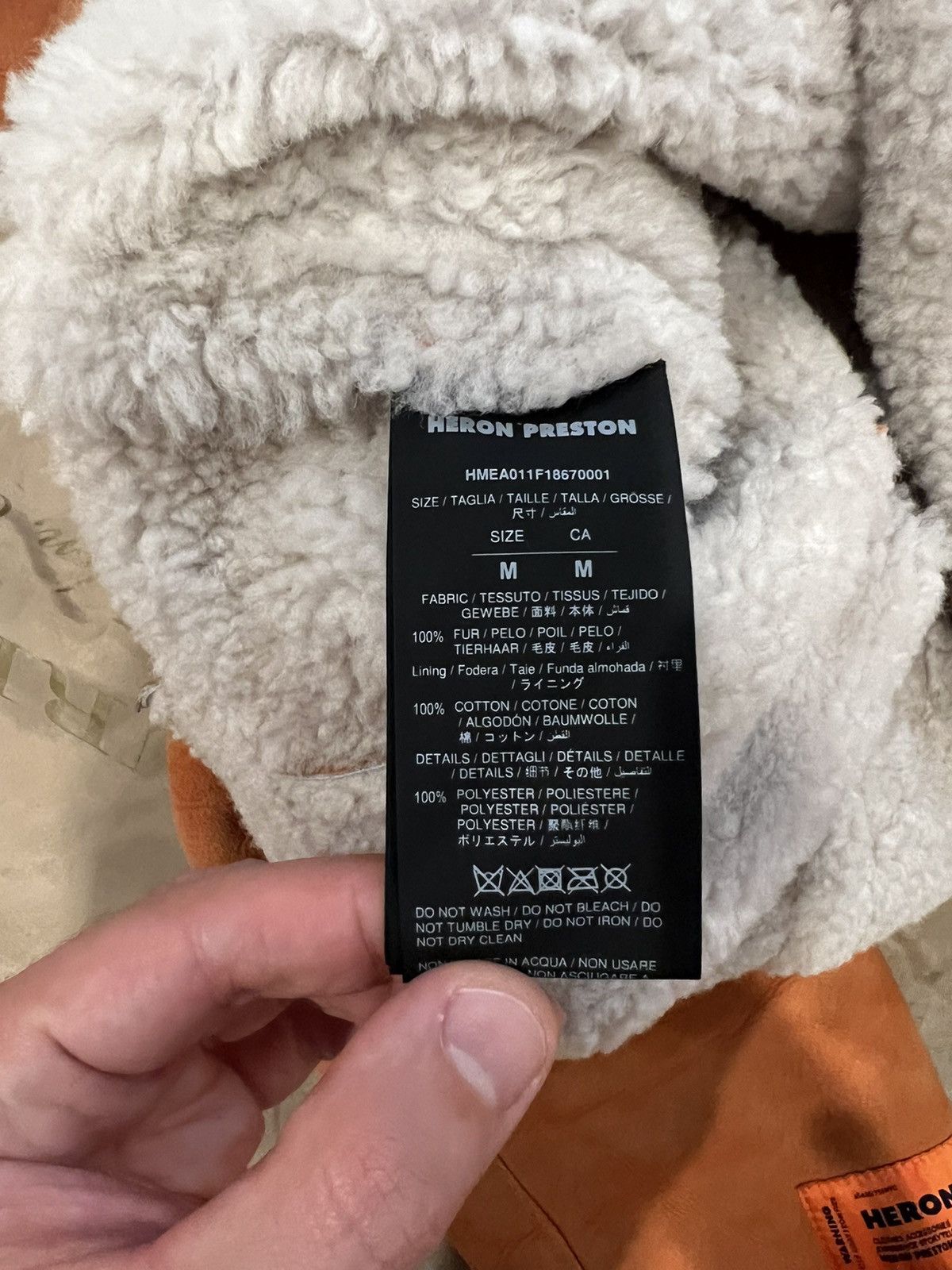 Heron Preston HERON PRESTON Orange Shearling Collar size M $3000 Size US M / EU 48-50 / 2 - 4 Thumbnail