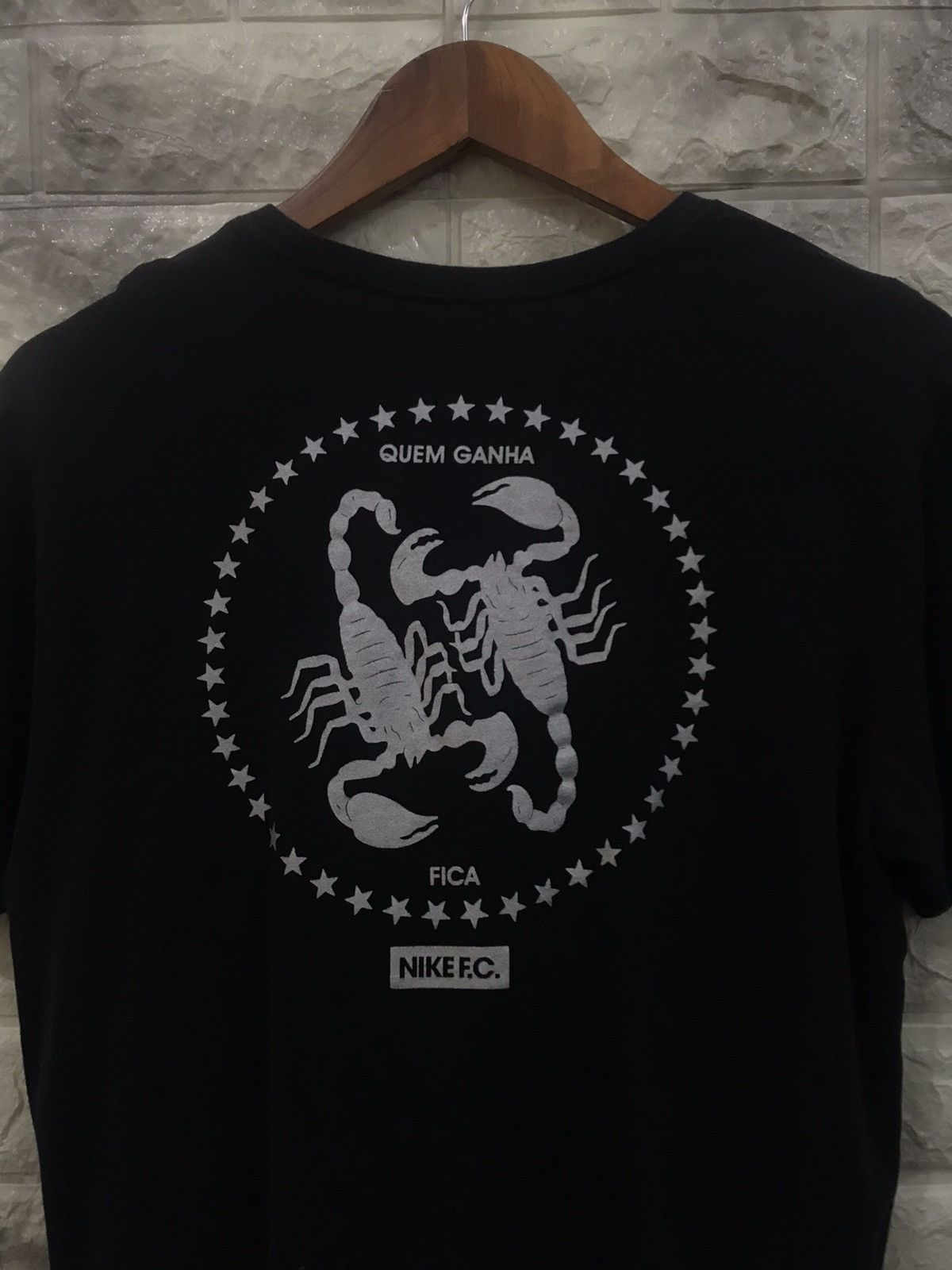 Nike Nike F.C “Quem Ganha” Tee Size US L / EU 52-54 / 3 - 4 Thumbnail