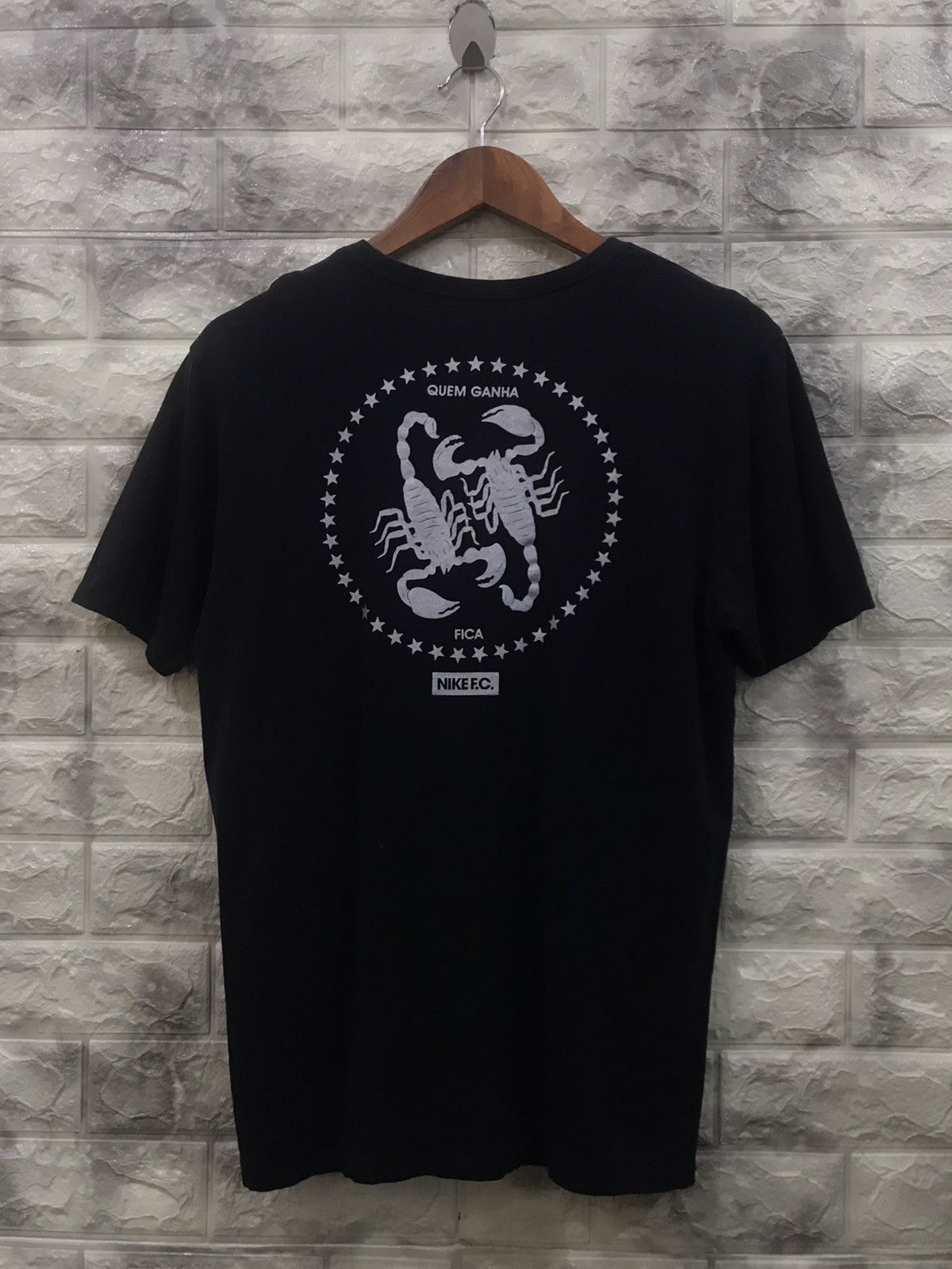 Nike Nike F.C “Quem Ganha” Tee Size US L / EU 52-54 / 3 - 1 Thumbnail