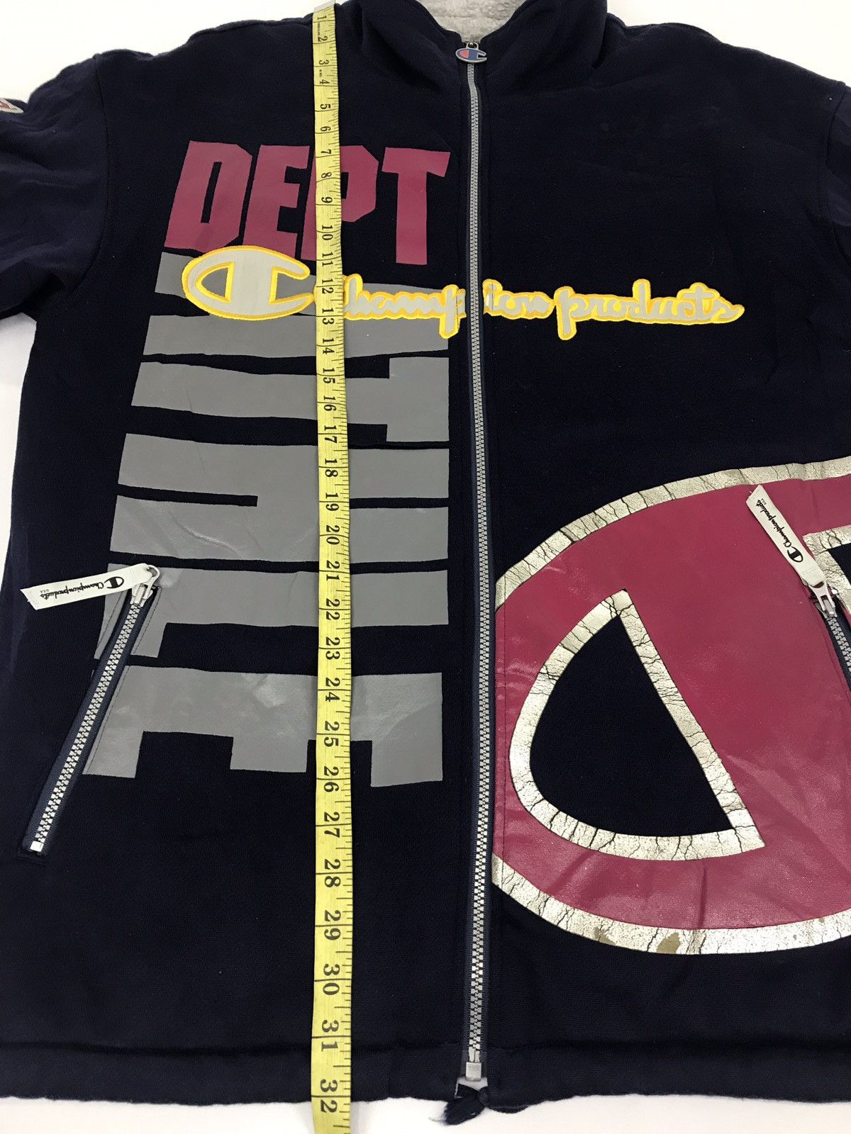 Champion Vintage Champion Championship Product Sherpa Big Logo Size US L / EU 52-54 / 3 - 11 Thumbnail