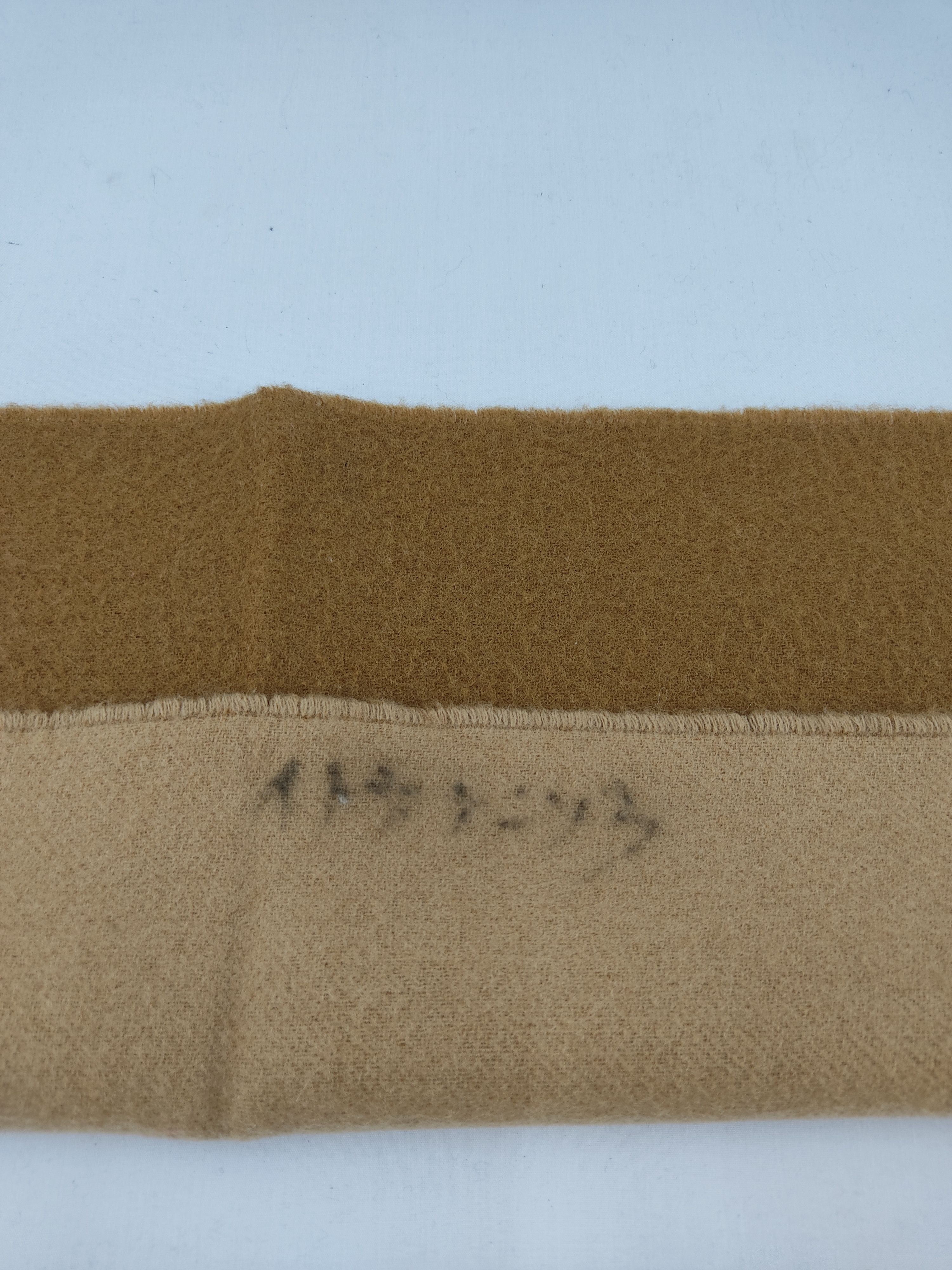 Johnstons Of Elgin Vintage Johnstons Of Elgin Scarf / Muffler / Neckwear Size ONE SIZE - 4 Thumbnail
