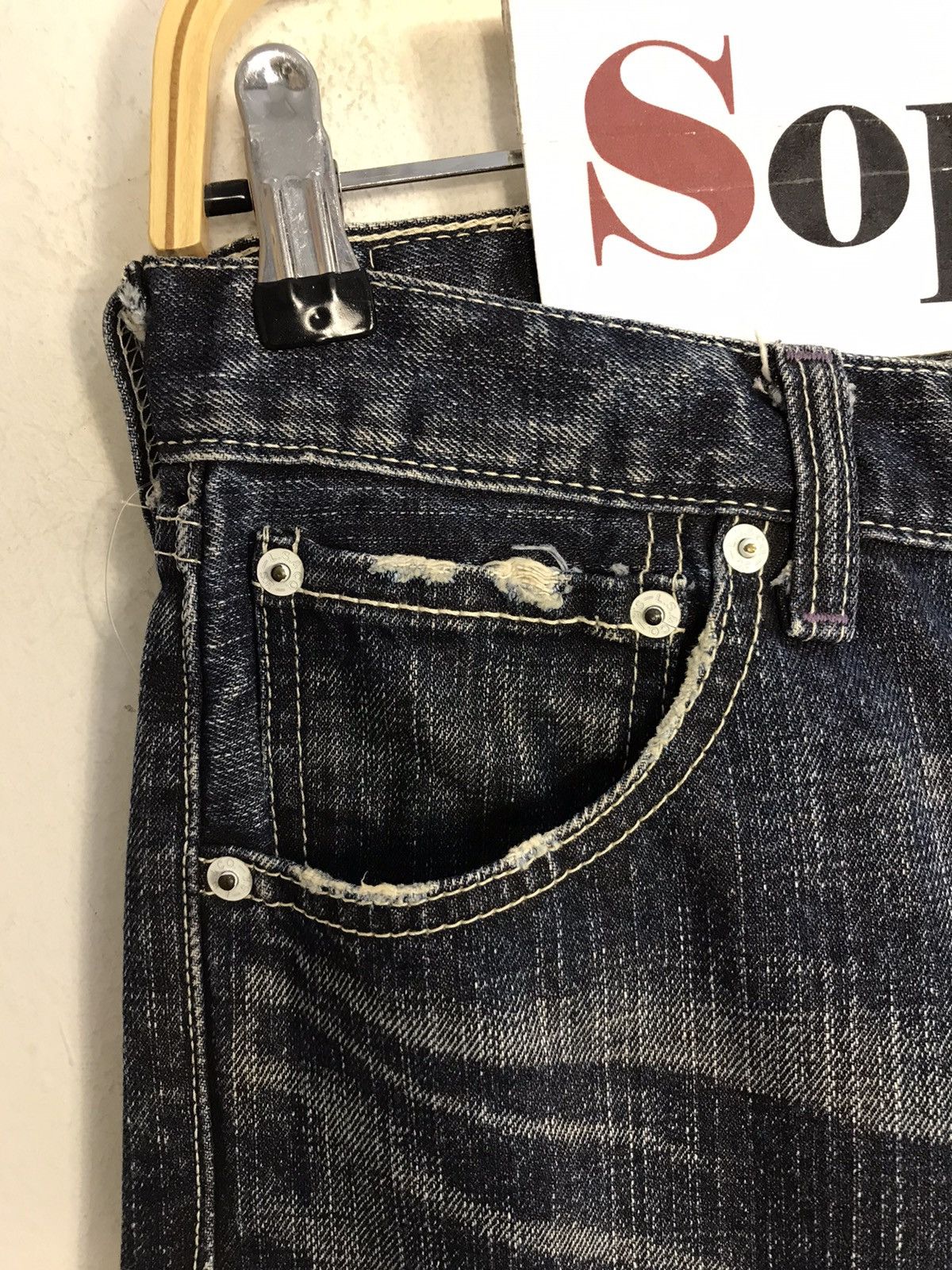 Japanese Brand Vintage Levi’s Lot 503 Light Wash Denim Jeans Style Size US 31 - 8 Thumbnail