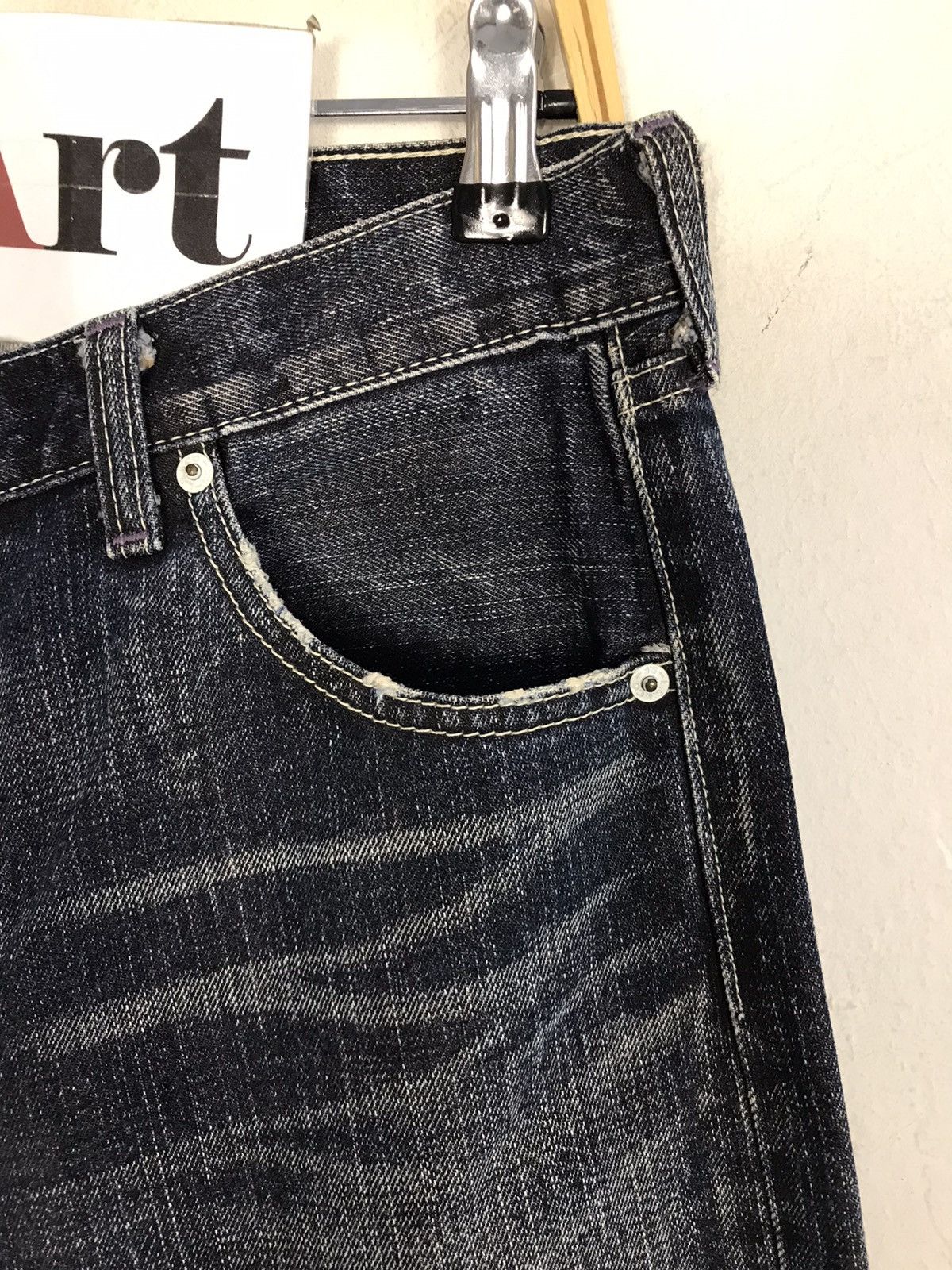 Japanese Brand Vintage Levi’s Lot 503 Light Wash Denim Jeans Style Size US 31 - 5 Thumbnail