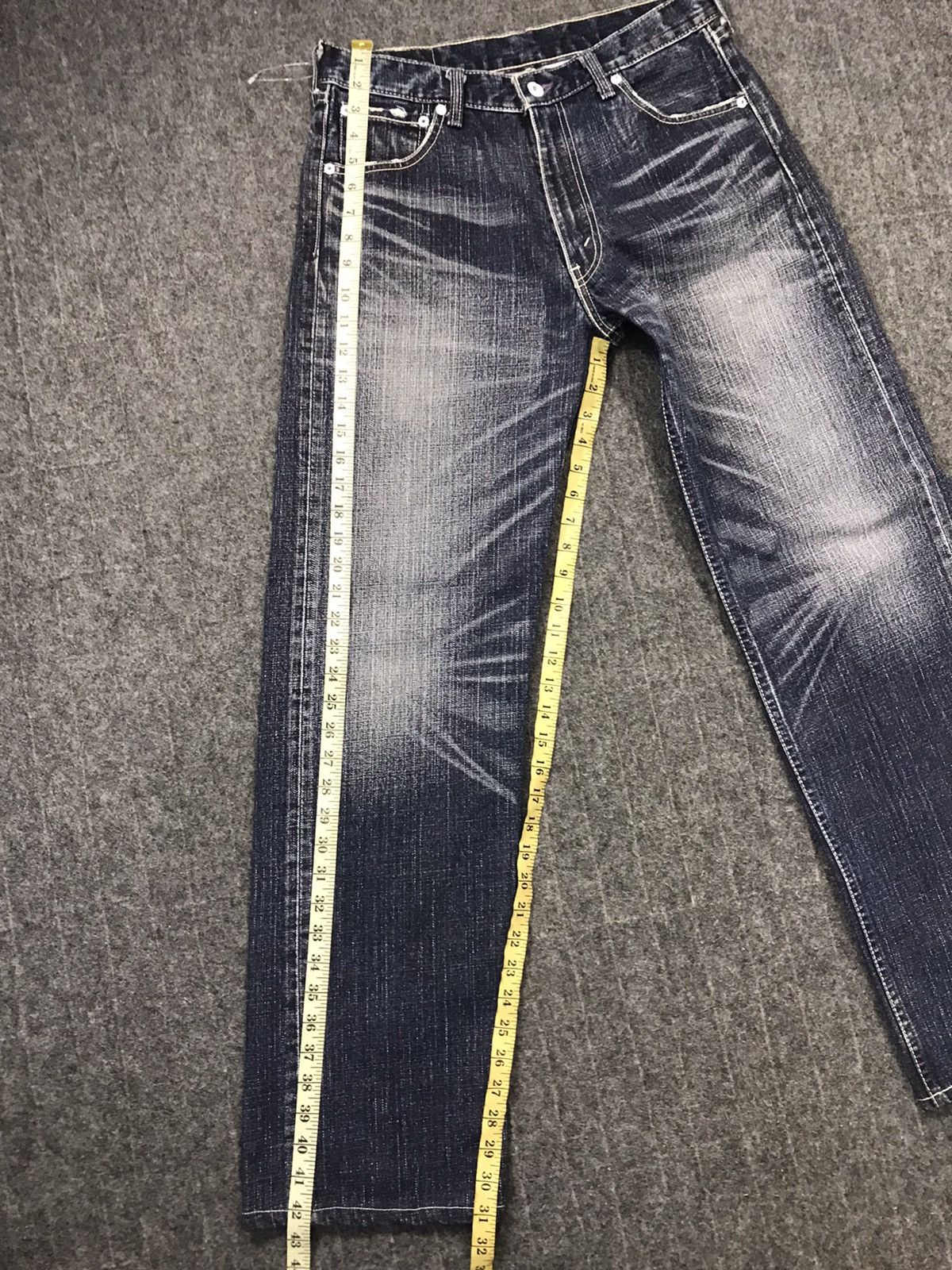 Japanese Brand Vintage Levi’s Lot 503 Light Wash Denim Jeans Style Size US 31 - 19 Thumbnail