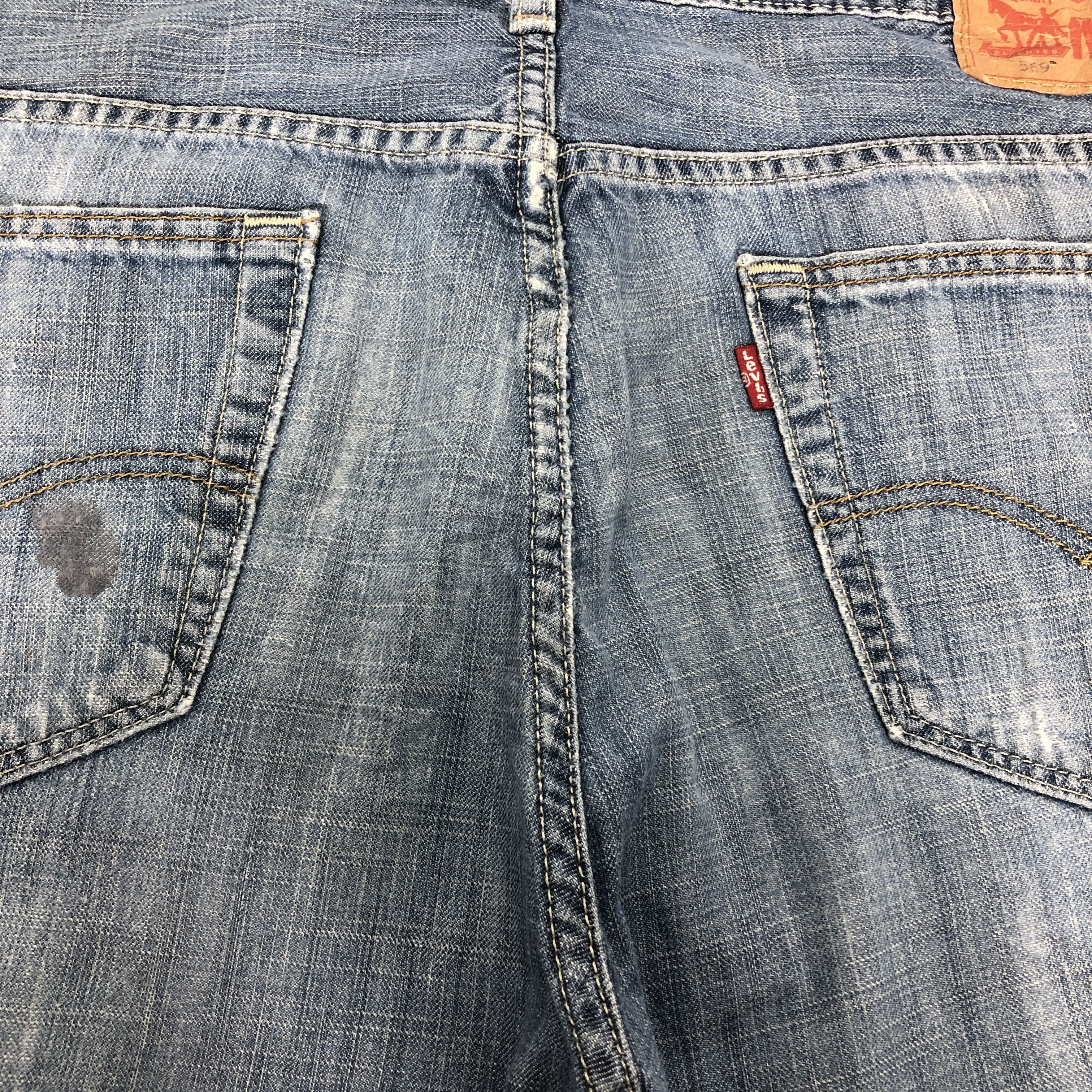 Levi's Vintage Y2k Levi's 569 Distress Faded Blue Denim Jean Size US 37 - 16 Thumbnail