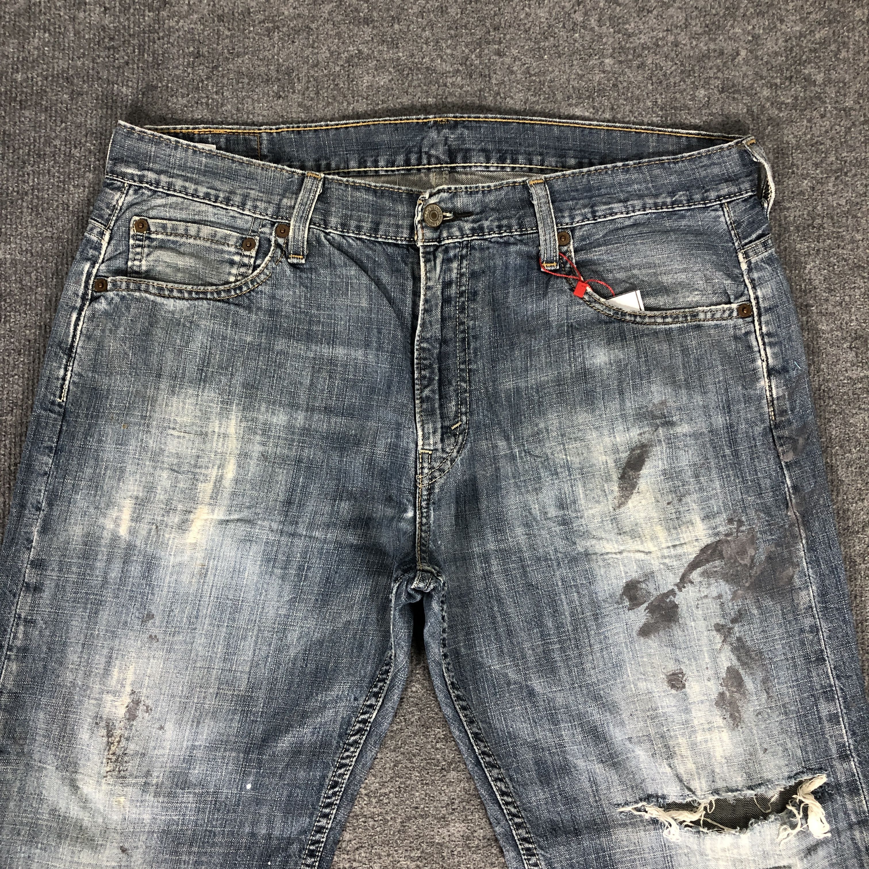 Levi's Vintage Y2k Levi's 569 Distress Faded Blue Denim Jean Size US 37 - 3 Thumbnail