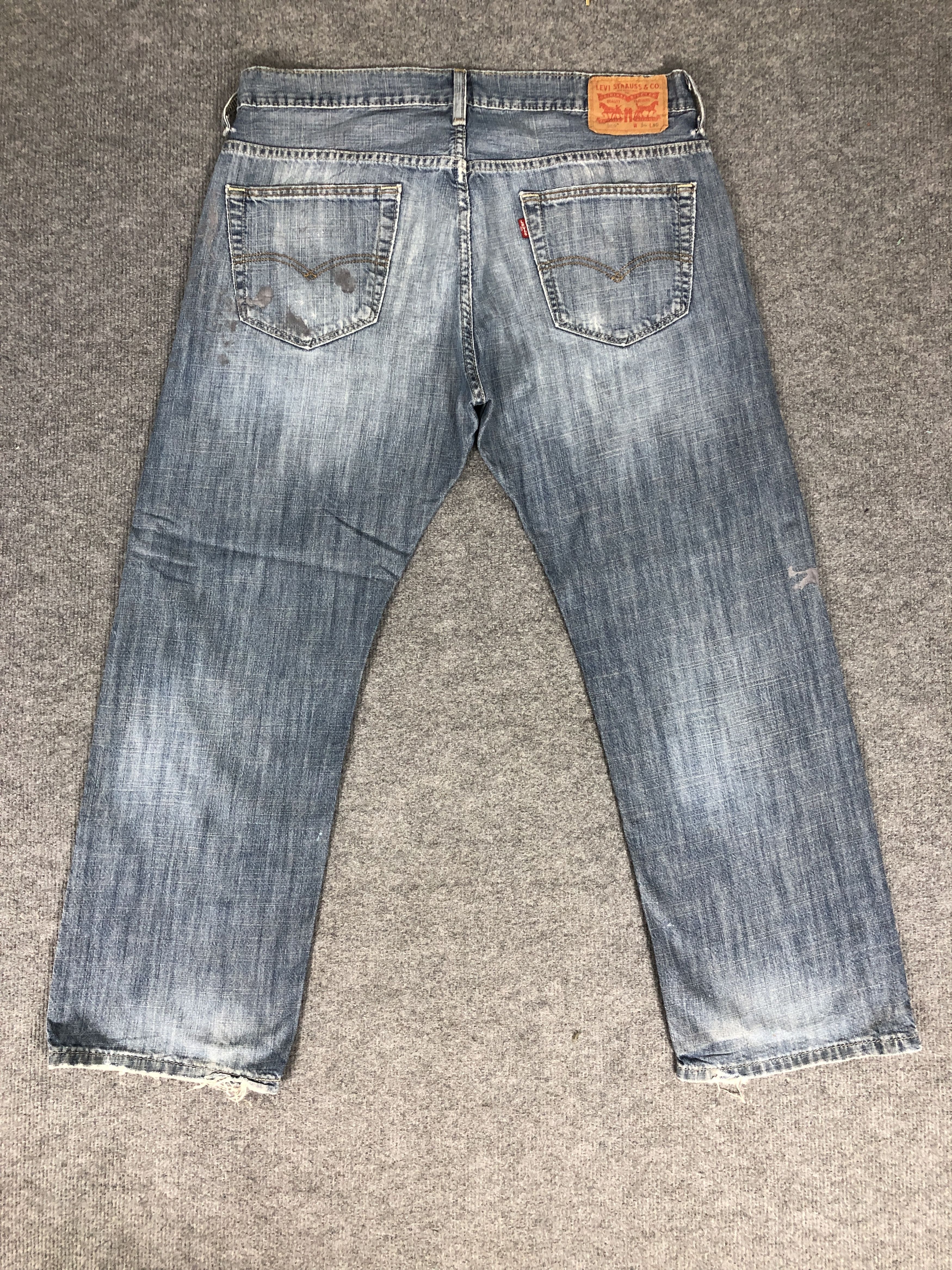 Levi's Vintage Y2k Levi's 569 Distress Faded Blue Denim Jean Size US 37 - 2 Thumbnail