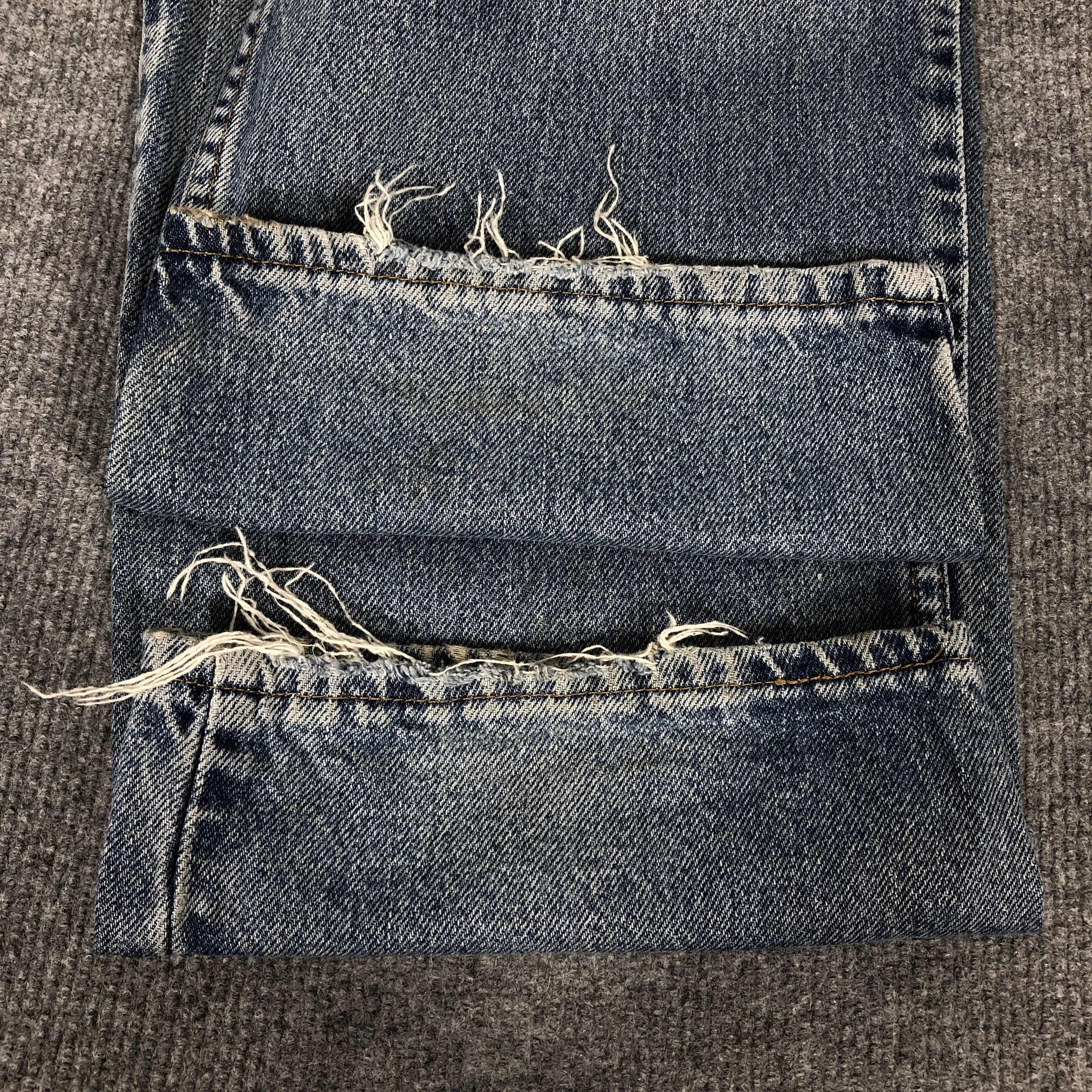 Levi's Vintage Y2k Levi's 550 Distress Relaxed Fit Denim Jean Size US 36 / EU 52 - 13 Thumbnail