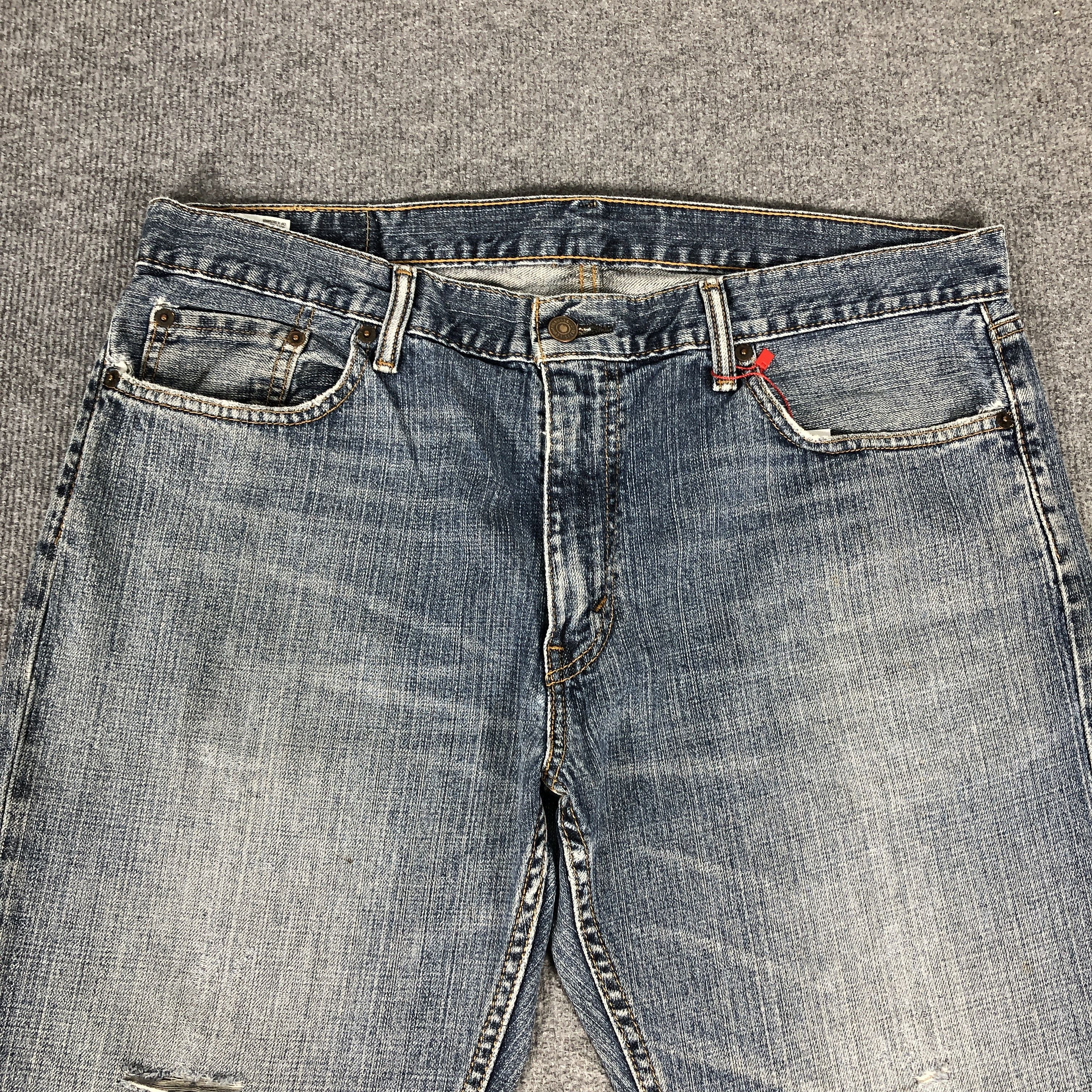 Levi's Vintage Y2k Levi's 569 Distress Faded Blue Denim Jean Size US 38 / EU 54 - 3 Thumbnail