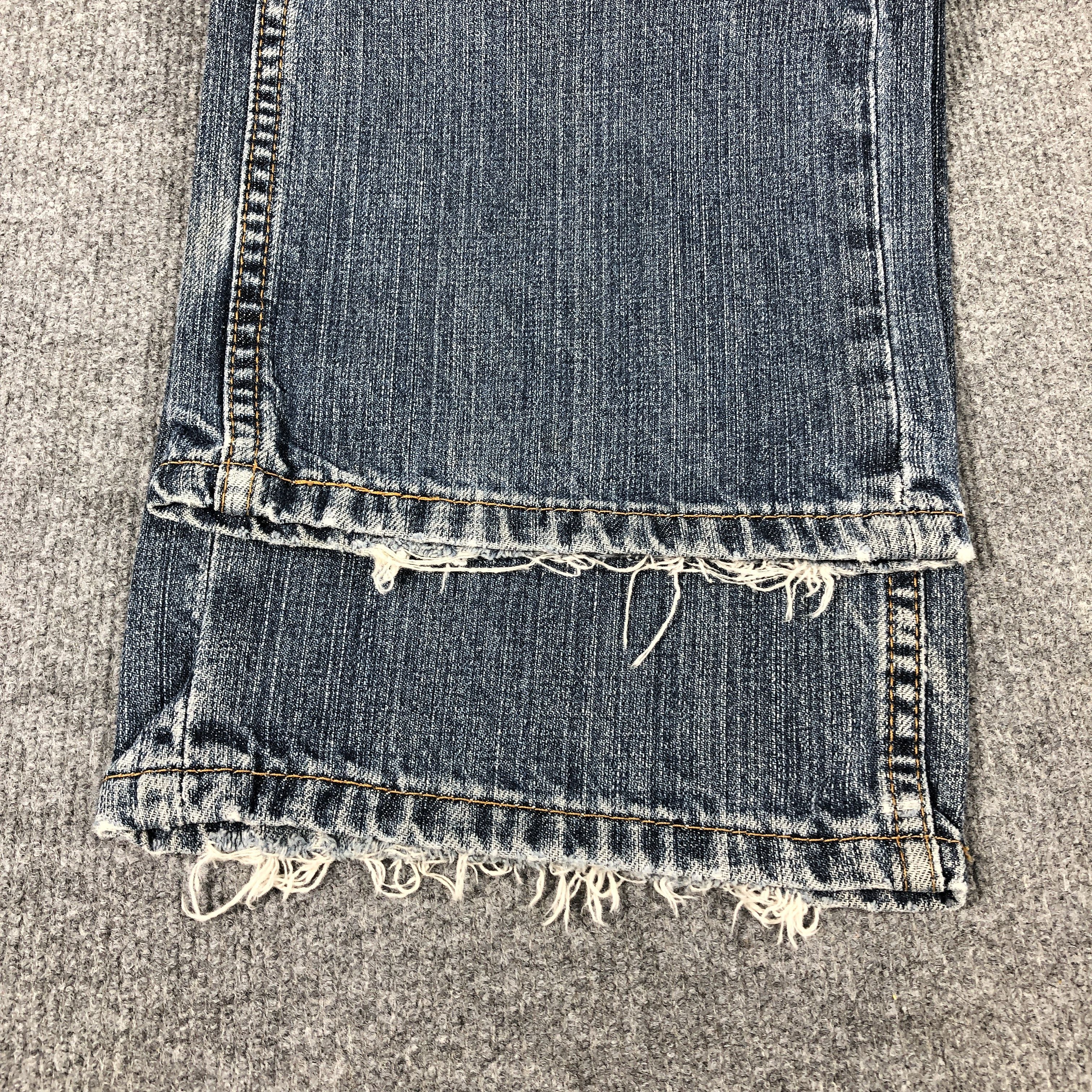 Levi's Vintage Y2k Levi's 569 Distress Faded Blue Denim Jean Size US 38 / EU 54 - 6 Thumbnail