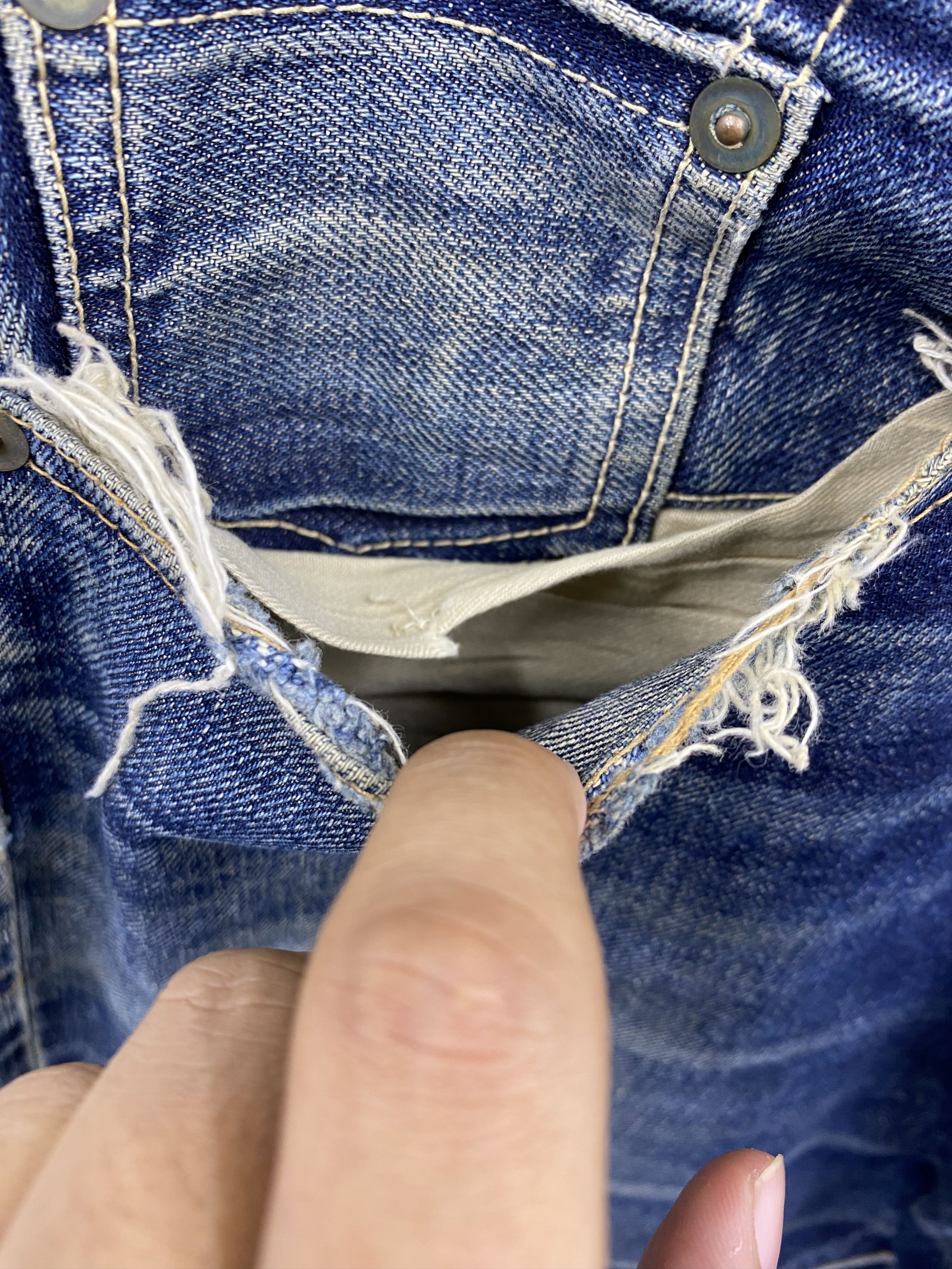 Japanese Brand Japanese Brand Phil Smart Distress Selvedge Denim Jean Size US 33 - 13 Thumbnail