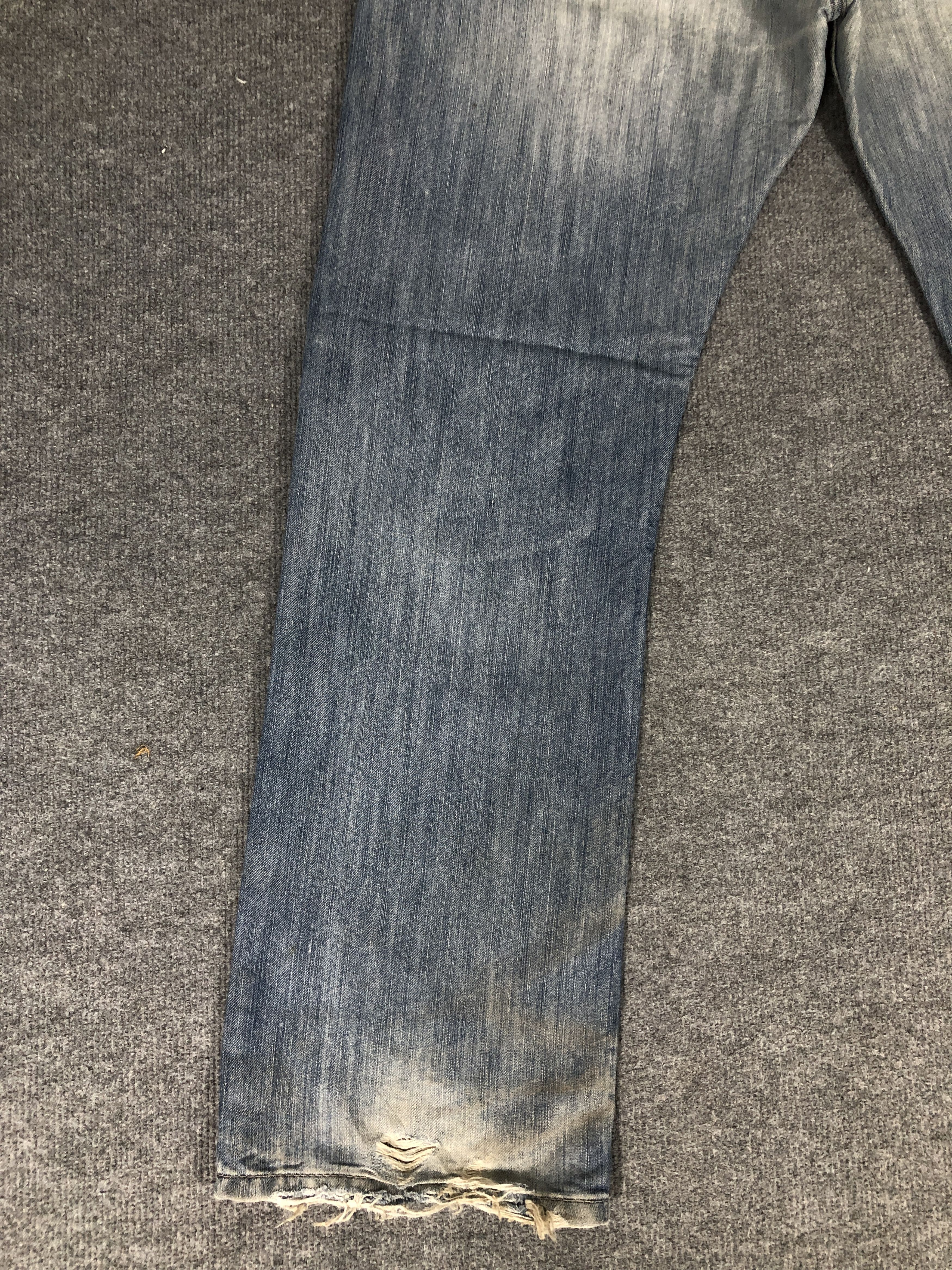 Levi's Vintage Y2K Levi's 514 Distress Dirty Wash Jean Size US 37 - 8 Thumbnail
