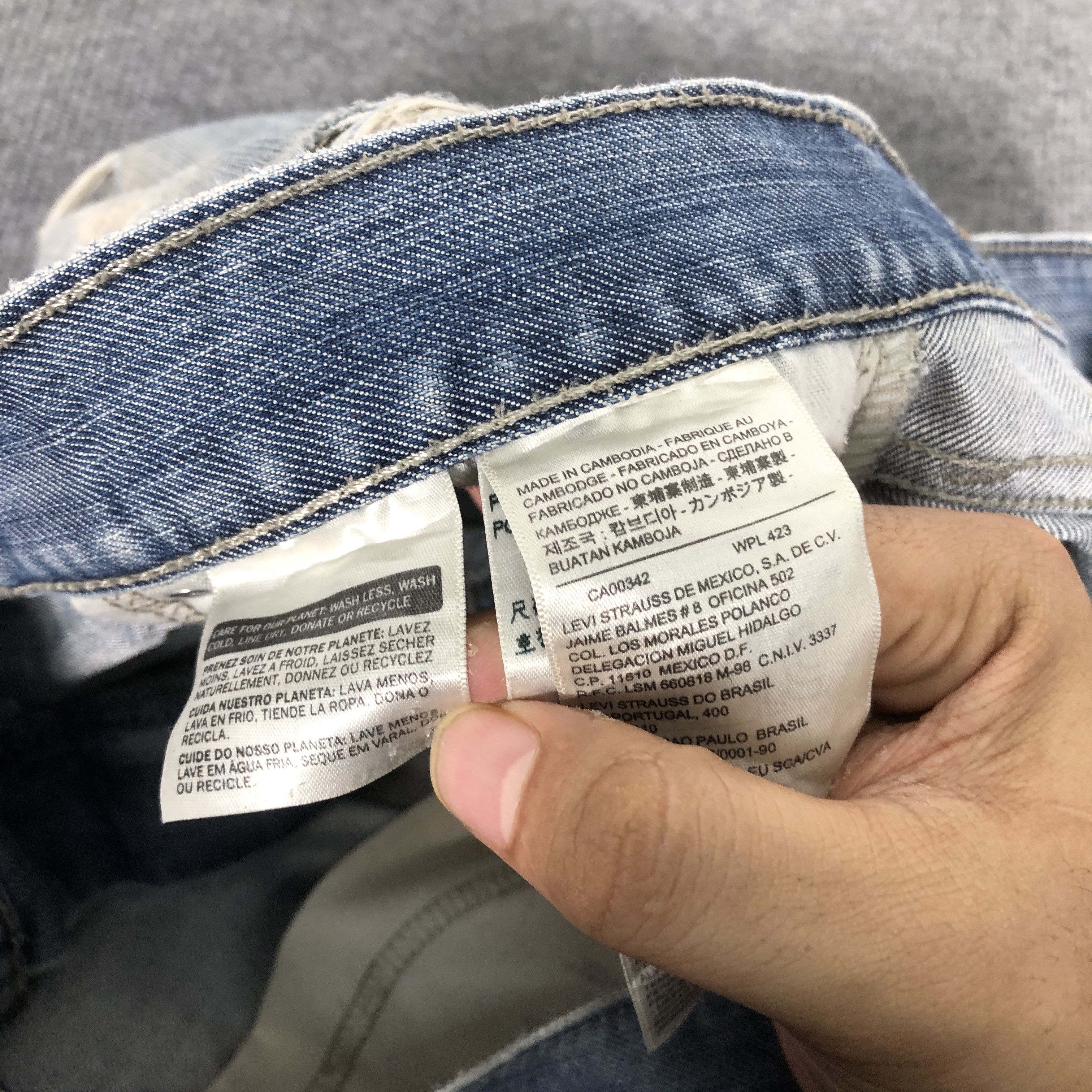 Levi's Vintage Y2K Levi's 514 Distress Dirty Wash Jean Size US 37 - 16 Thumbnail