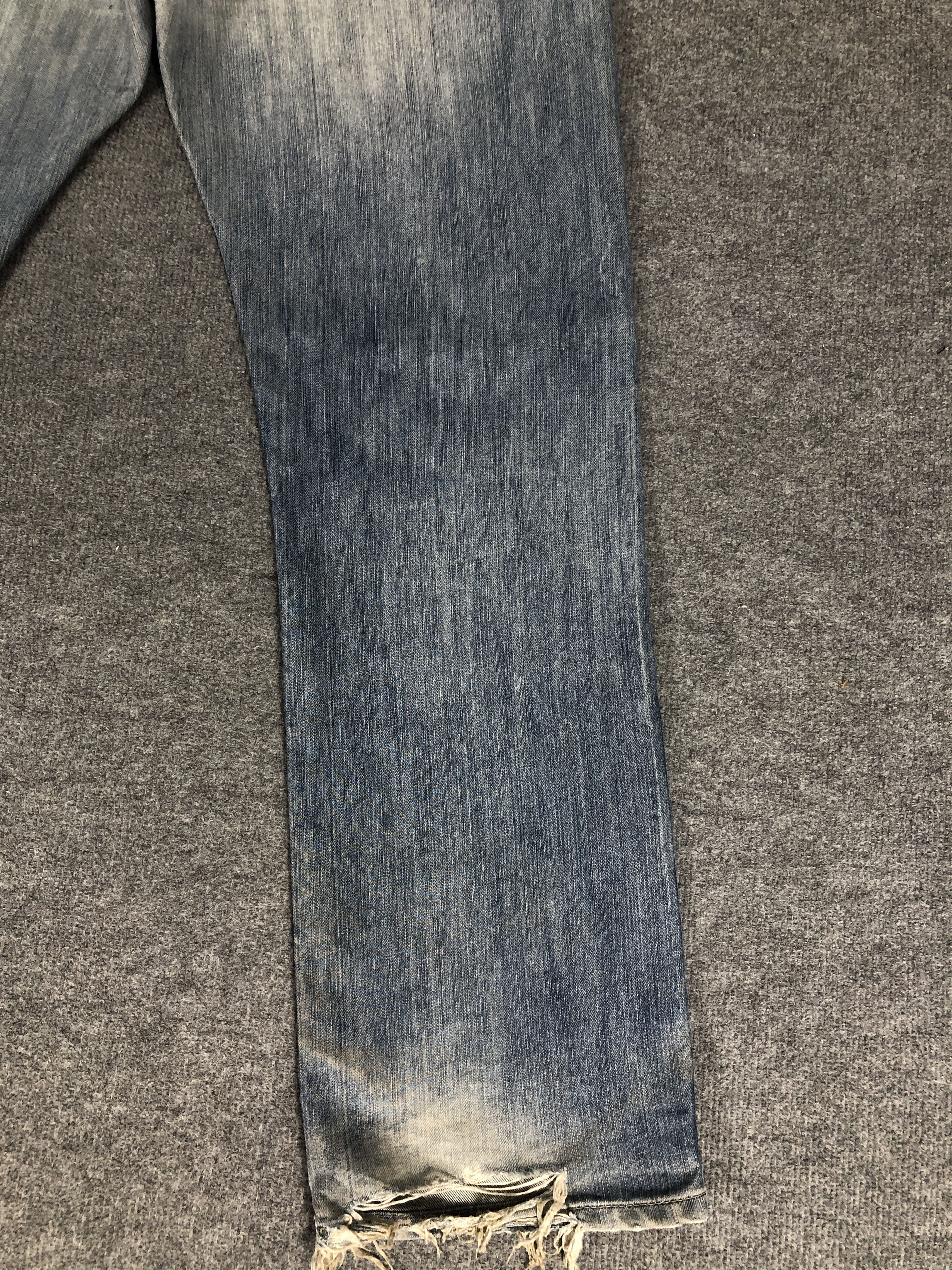 Levi's Vintage Y2K Levi's 514 Distress Dirty Wash Jean Size US 37 - 9 Thumbnail