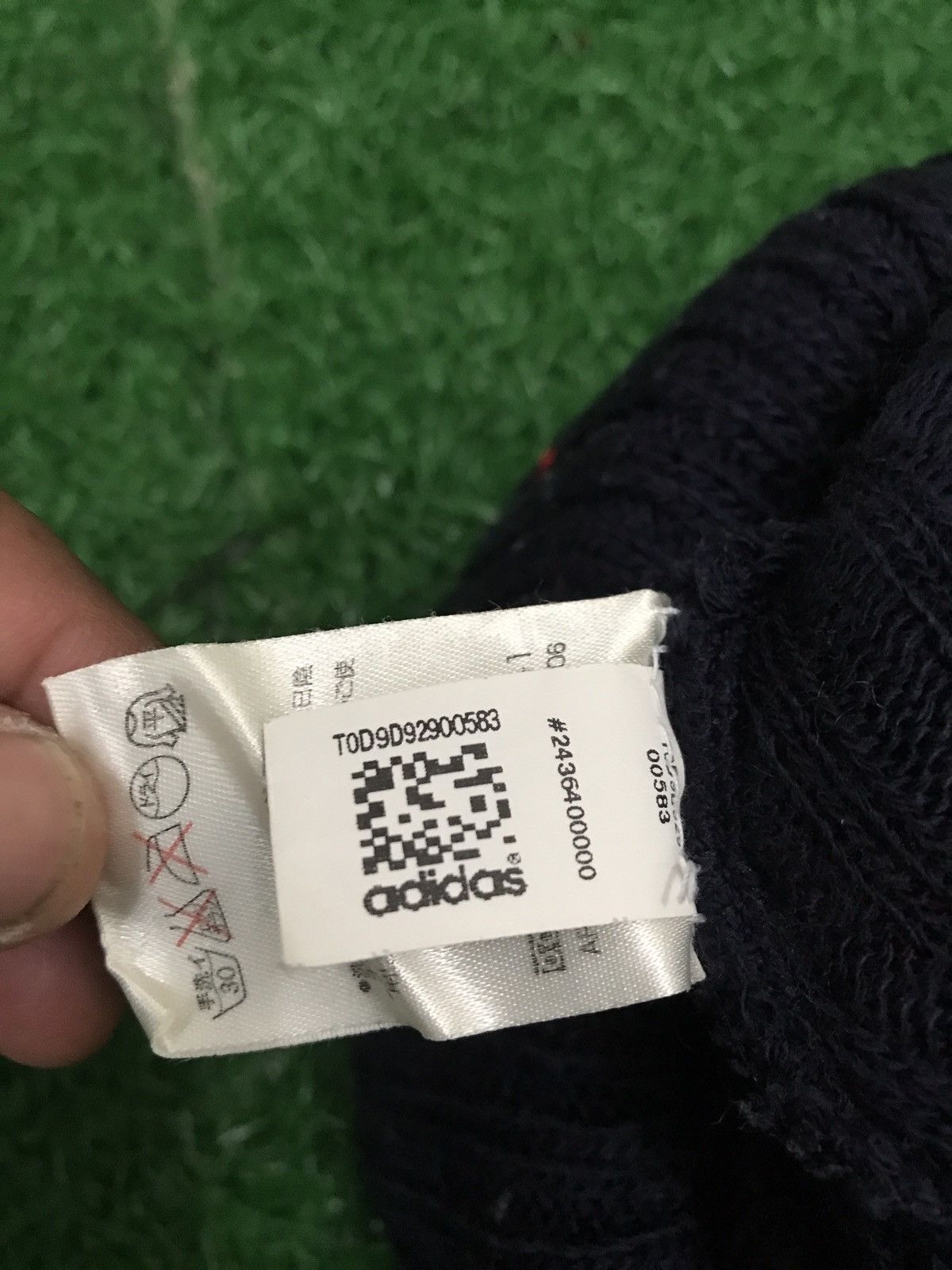 Adidas Vintage Y2K Adidas logo beanie Size ONE SIZE - 6 Thumbnail