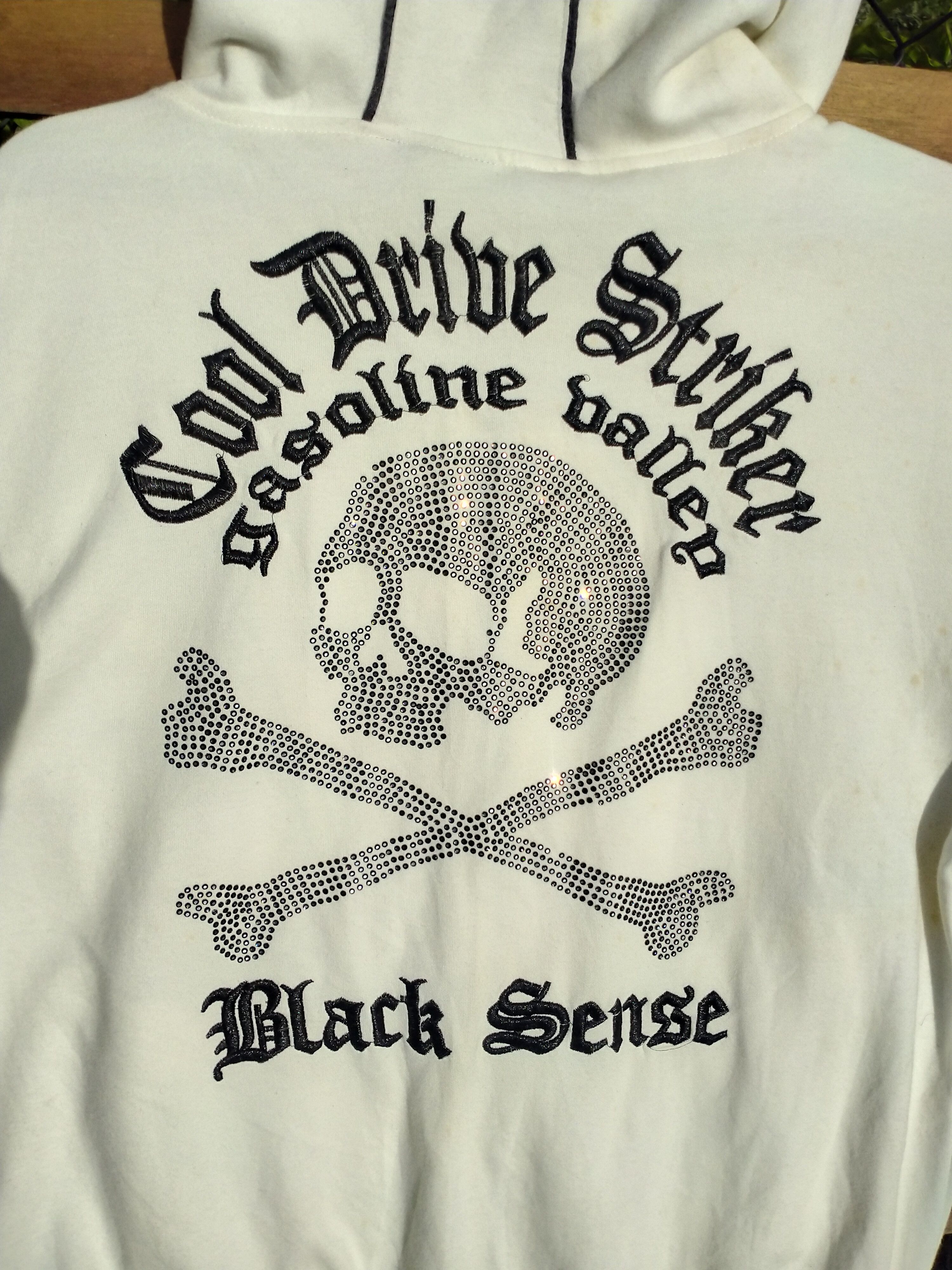 Other BLACK SENSE EMBROIDERED SPELL OUT SKULL HOODIE Size US XL / EU 56 / 4 - 8 Thumbnail