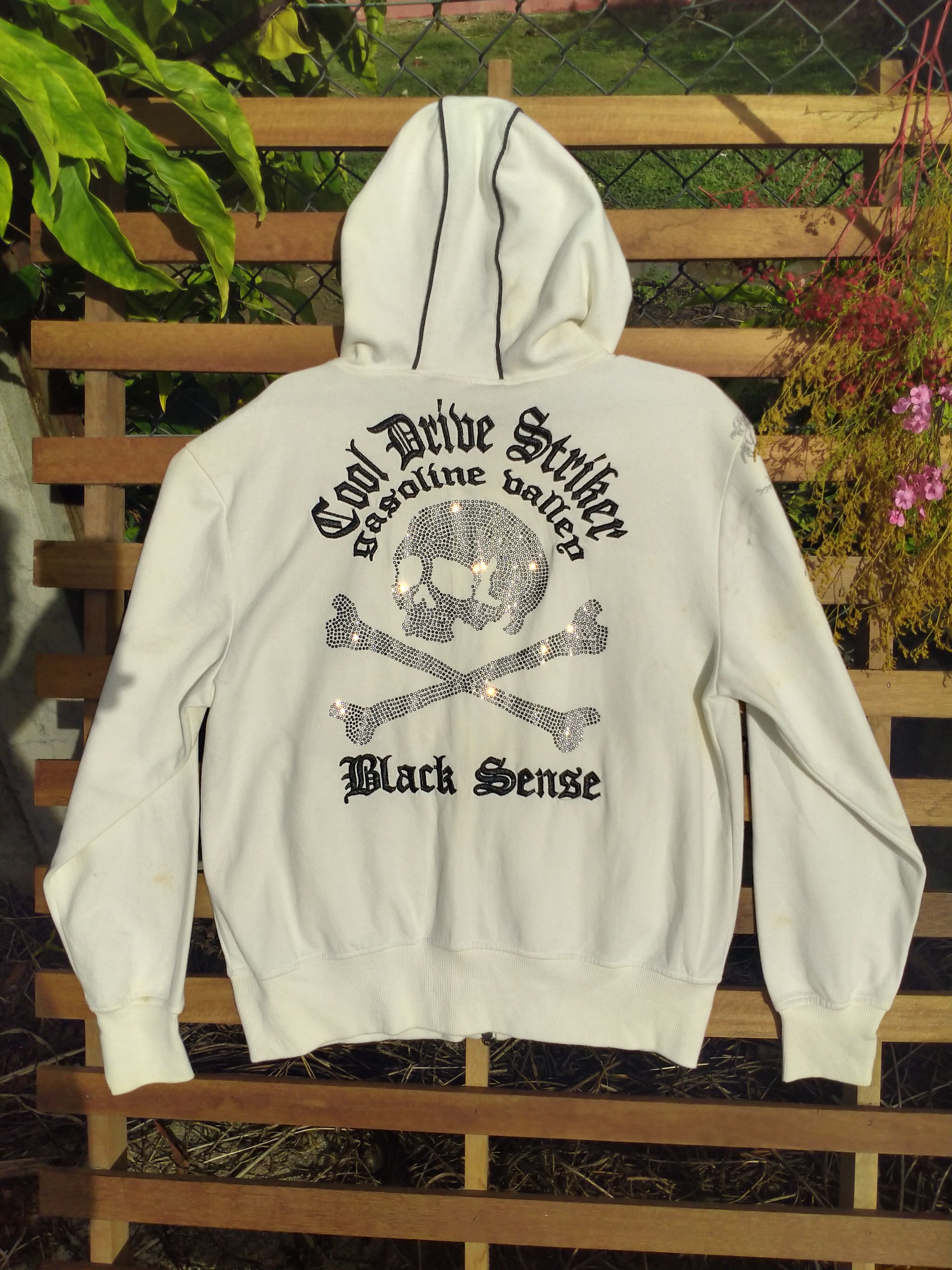 Other BLACK SENSE EMBROIDERED SPELL OUT SKULL HOODIE Size US XL / EU 56 / 4 - 10 Thumbnail