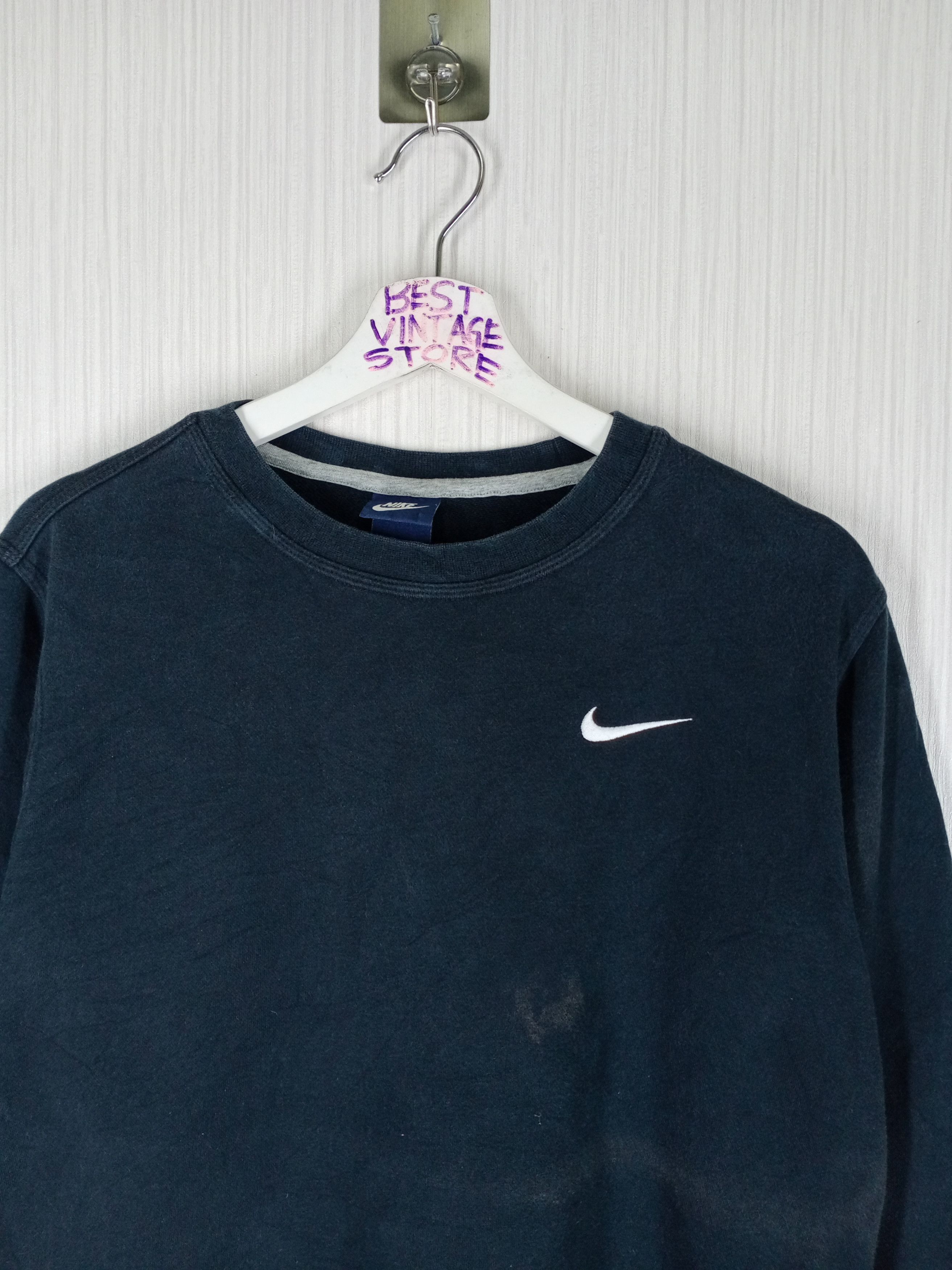 Nike Vintage Nike Embroidered Small Logo Sweatshirt Size US M / EU 48-50 / 2 - 2 Thumbnail