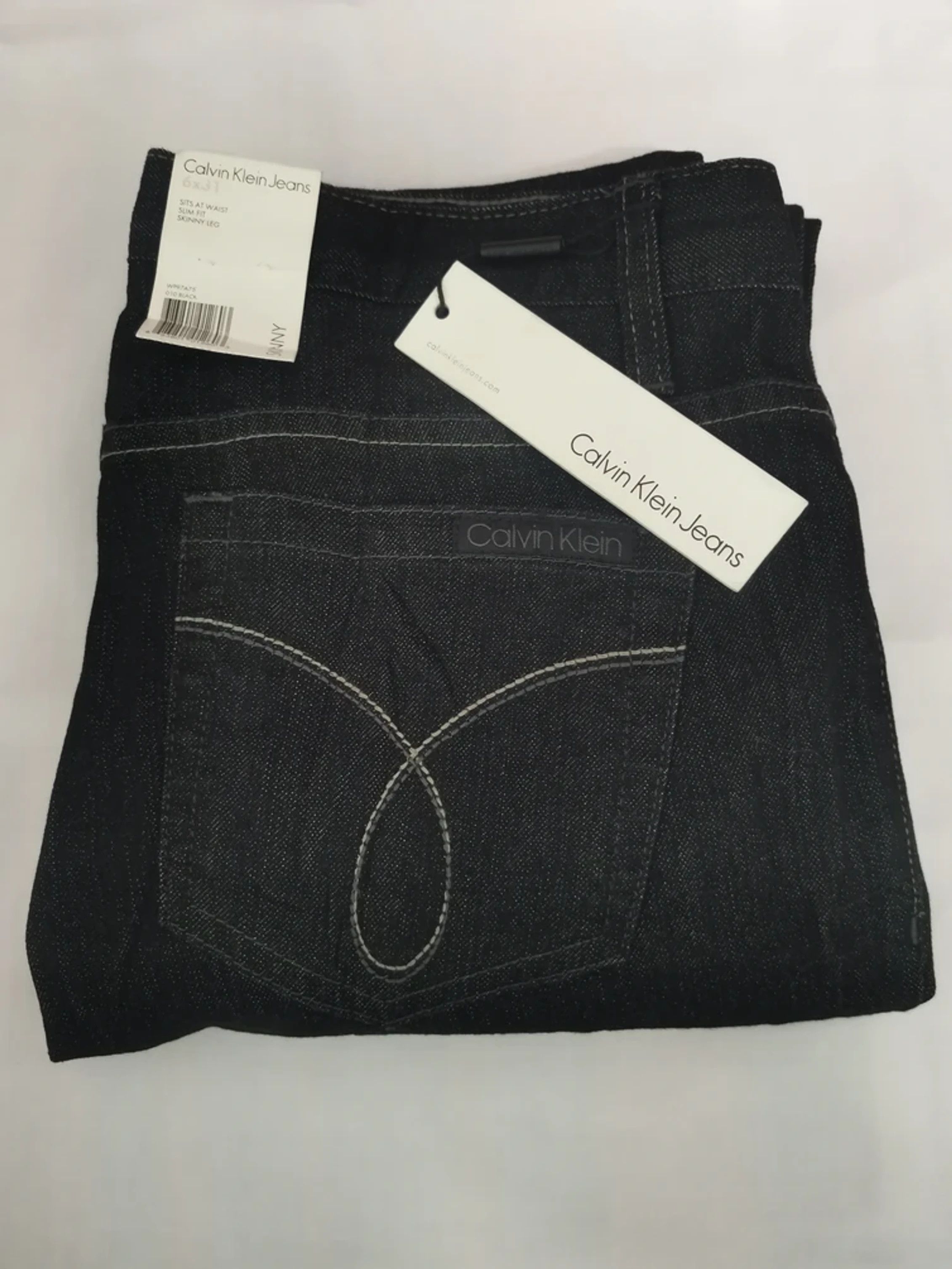 Calvin Klein Calvin Kleins Skinny Jeans Super Black New With Tag Size US 30 / EU 46 - 1 Thumbnail