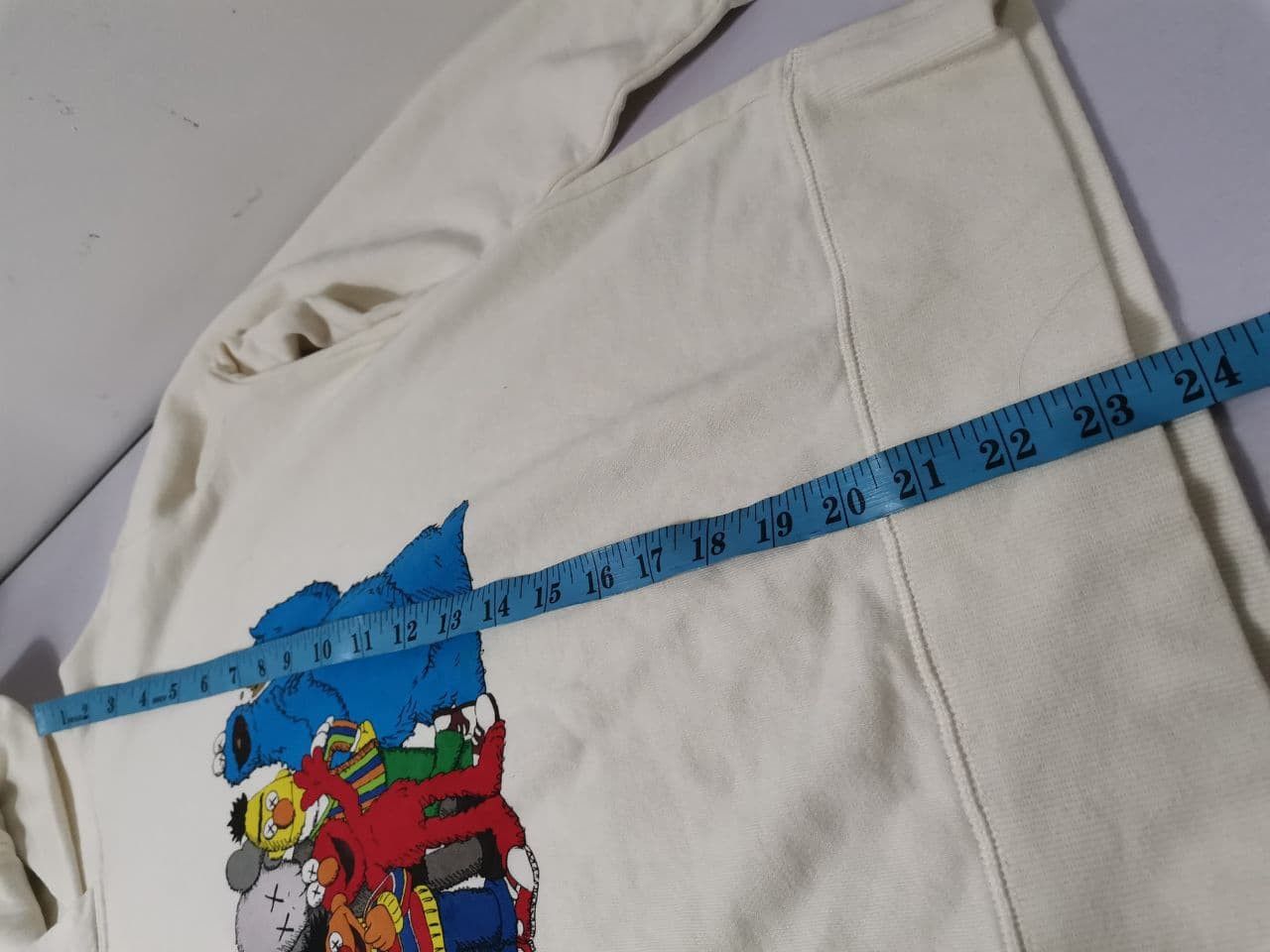 Japanese Brand × Kaws × Original Fake Kaws x Uniqlo X Sesame Street NO. 2 / Cdg Size US M / EU 48-50 / 2 - 5 Thumbnail