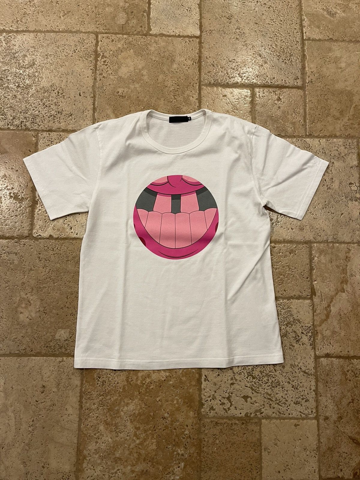 Original Fake Original Fake Pink Tee Face White Short Sleeve Tee Size US L / EU 52-54 / 3 - 1 Thumbnail