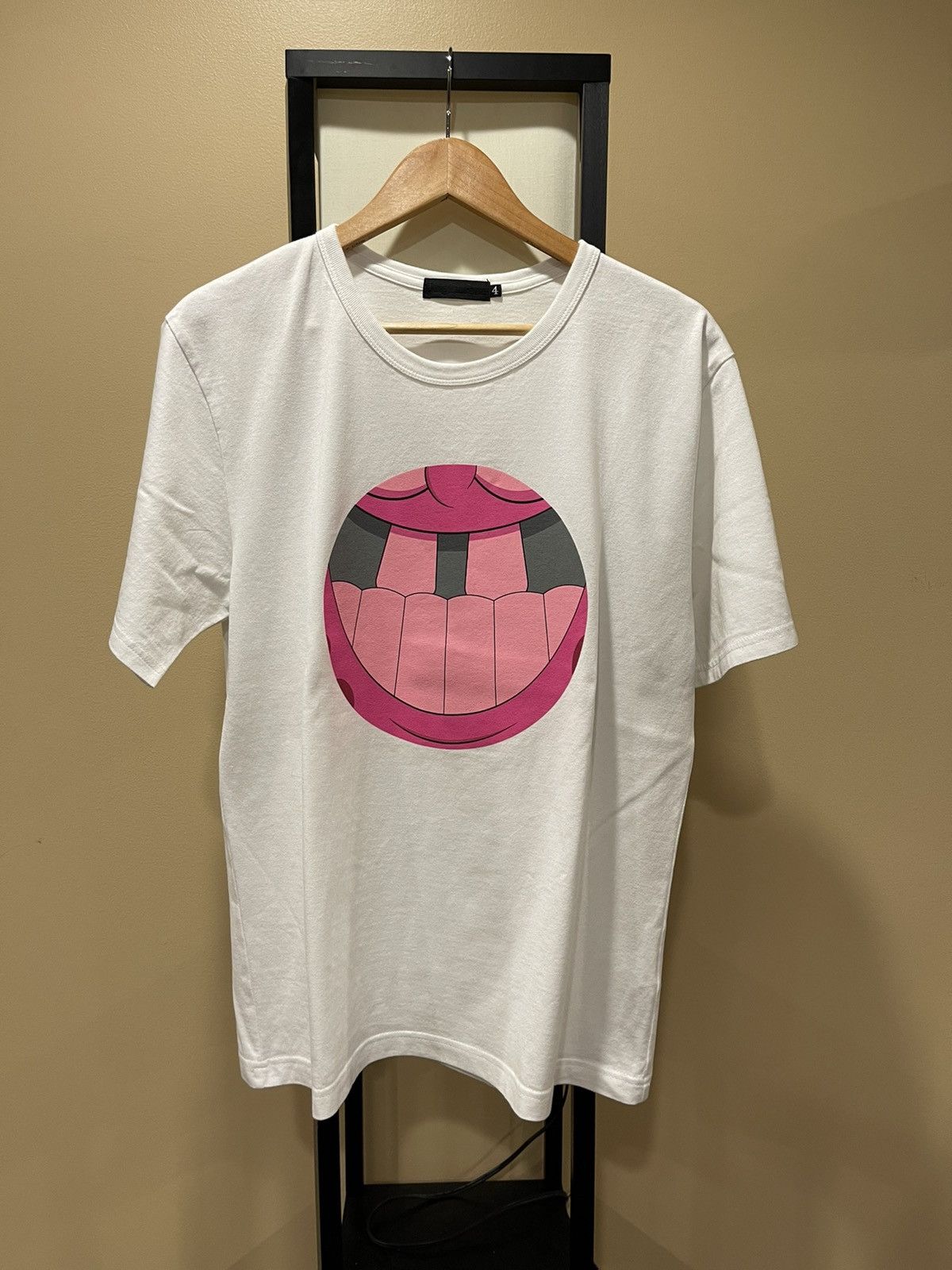 Original Fake Original Fake Pink Tee Face White Short Sleeve Tee Size US L / EU 52-54 / 3 - 3 Thumbnail