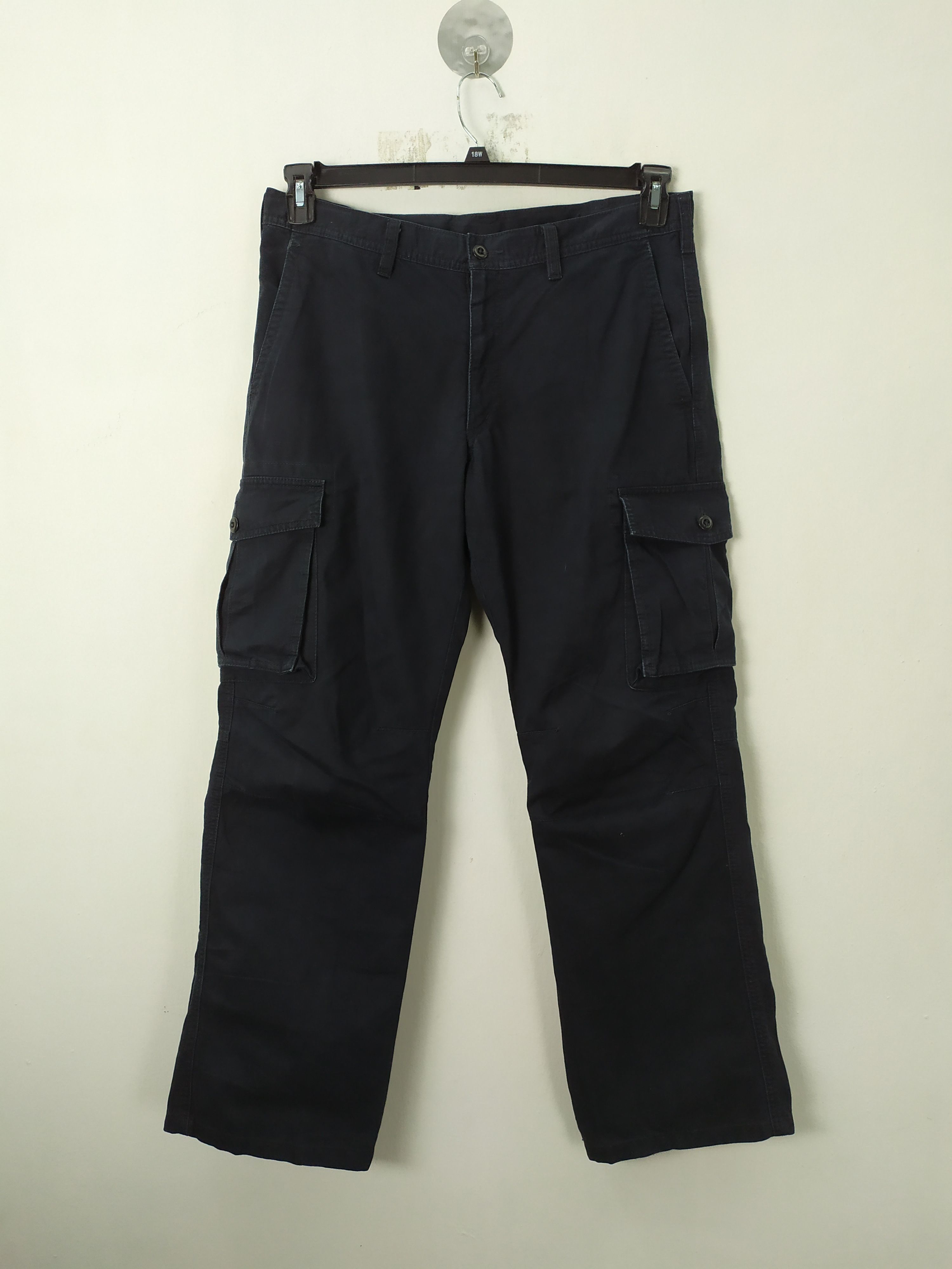 Japanese Brand JAPANESE BRAND BLACK CARGO PANTS Size US 34 / EU 50 - 1 Thumbnail