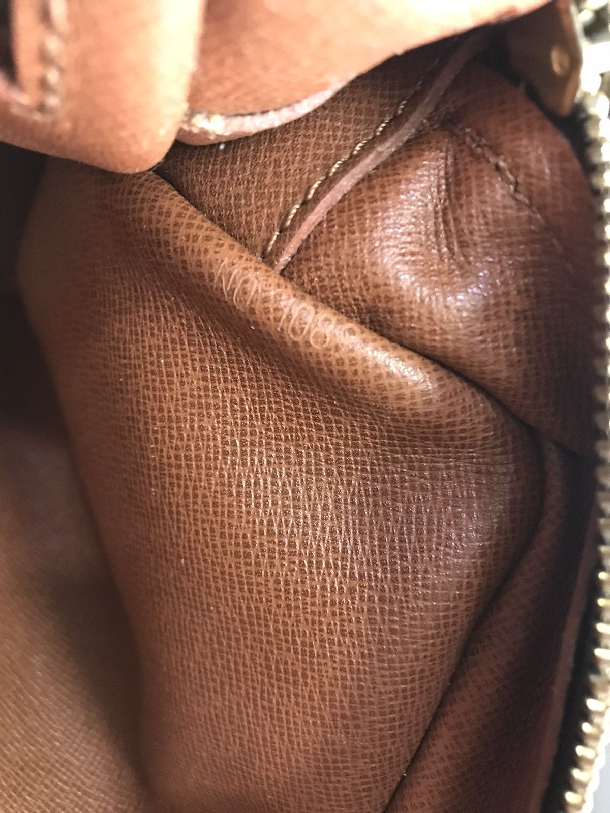 Louis Vuitton ❌Final Drop❌Authentic Louis Vuitton Trocadero 30 Shoulderbag Size ONE SIZE - 24 Thumbnail