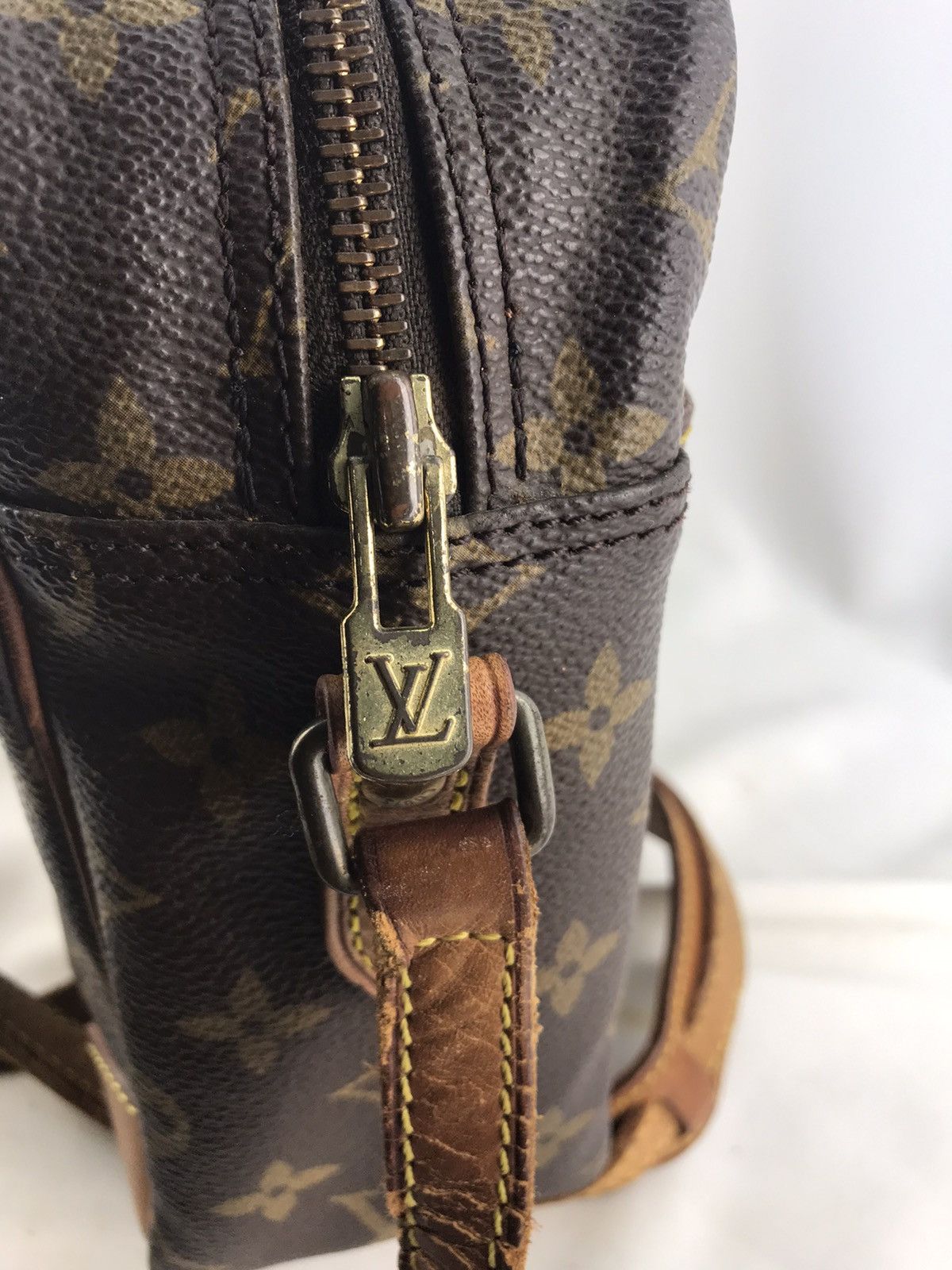 Louis Vuitton ❌Final Drop❌Authentic Louis Vuitton Trocadero 30 Shoulderbag Size ONE SIZE - 6 Thumbnail