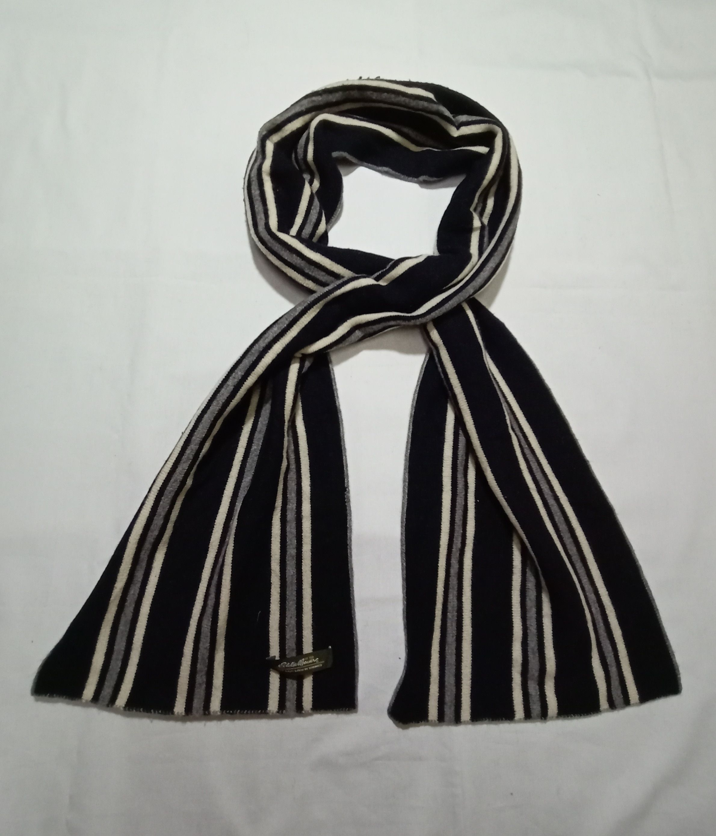Designer COMBO!! Eddie Bauer And Elaine Gleave London Muffler/Scarf Size ONE SIZE - 1 Thumbnail