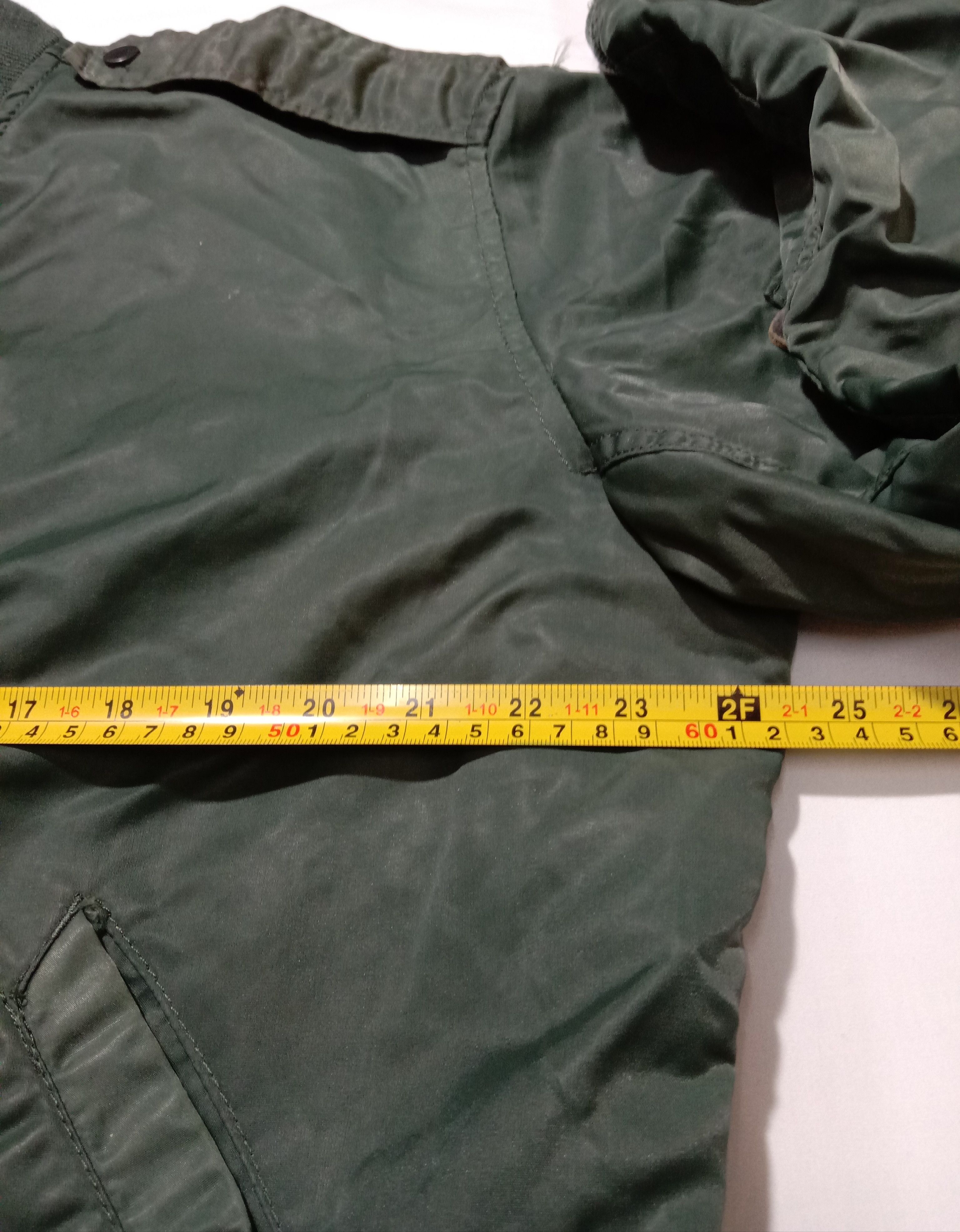 Vintage Vintage 80s Military Bomber Dark Green Flight Jacket Size US L / EU 52-54 / 3 - 6 Thumbnail