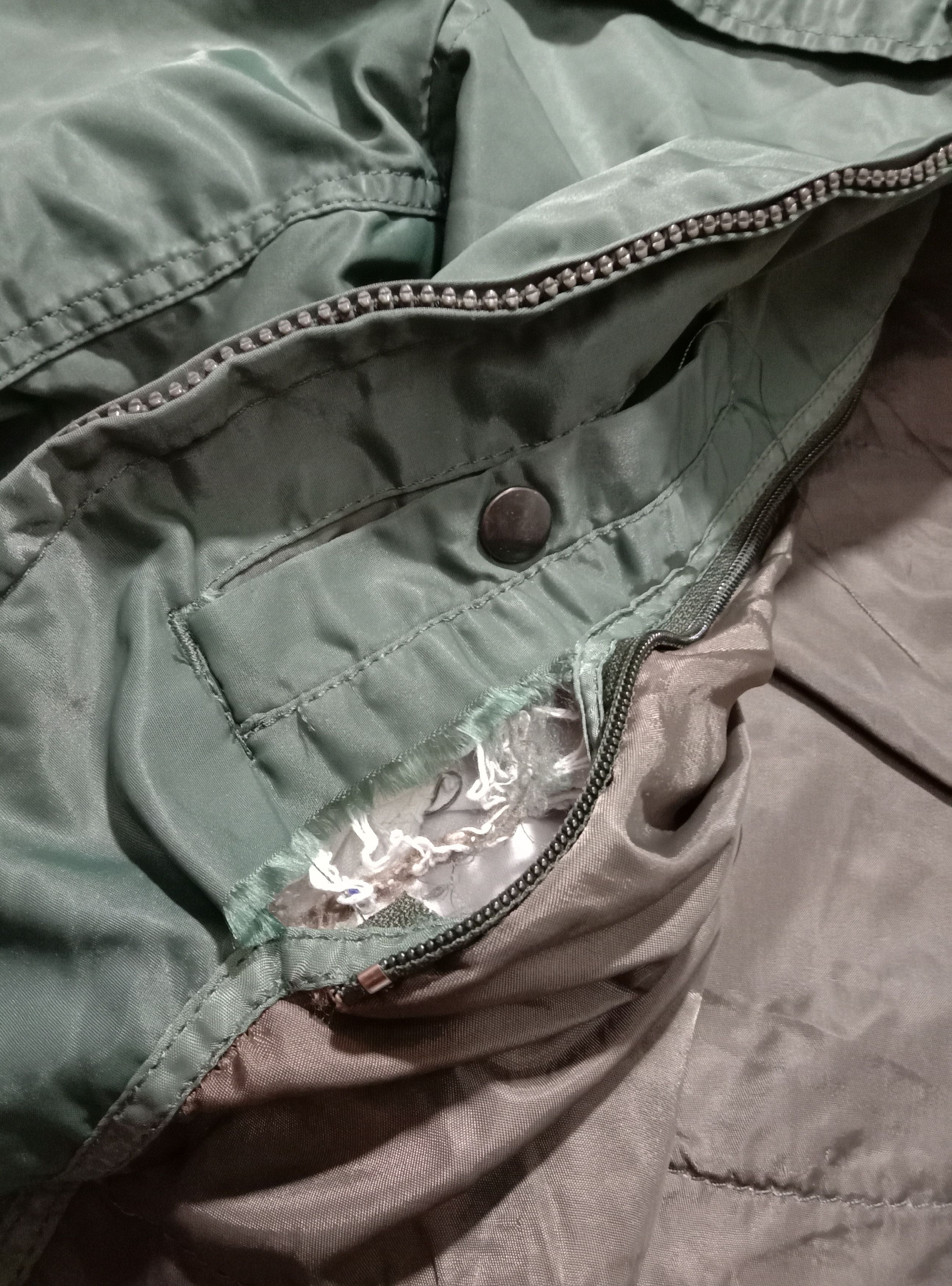 Vintage Vintage 80s Military Bomber Dark Green Flight Jacket Size US L / EU 52-54 / 3 - 9 Thumbnail