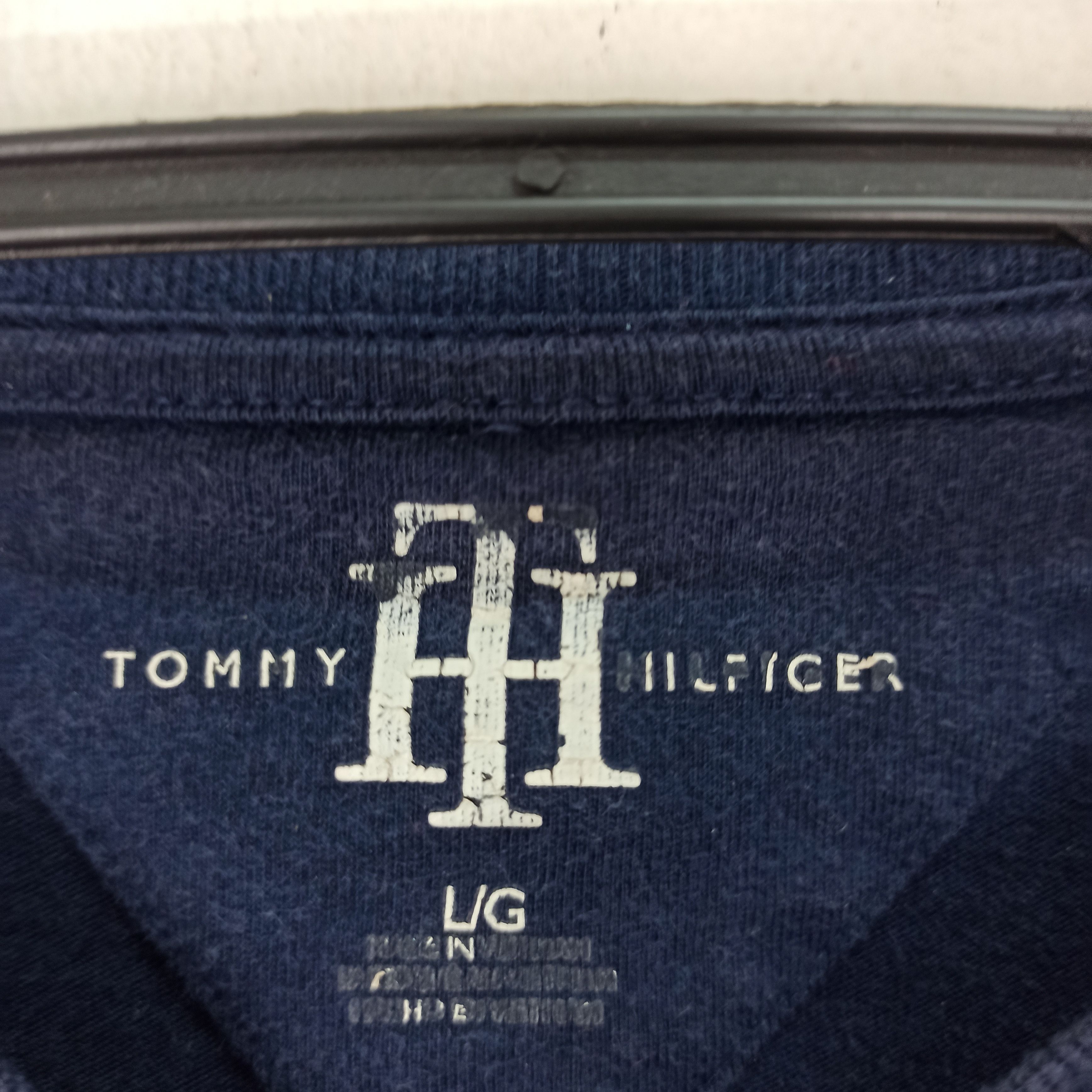 Tommy Hilfiger Tommy Hilfiger Tee Big Logo Embroidered Big Logo Spell Out Size US L / EU 52-54 / 3 - 5 Thumbnail