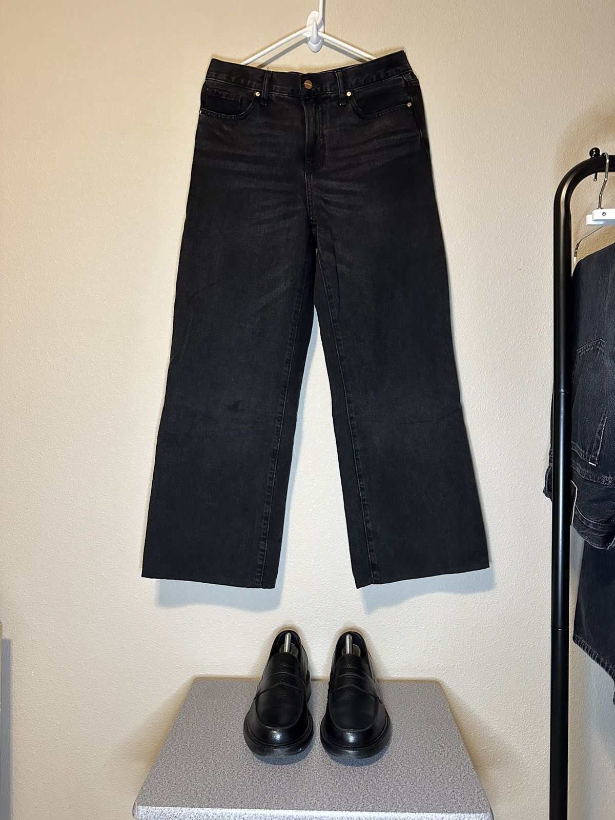 Express Faded Black Wide Leg High Rise Jeans Size US 32 / EU 48 - 1 Thumbnail