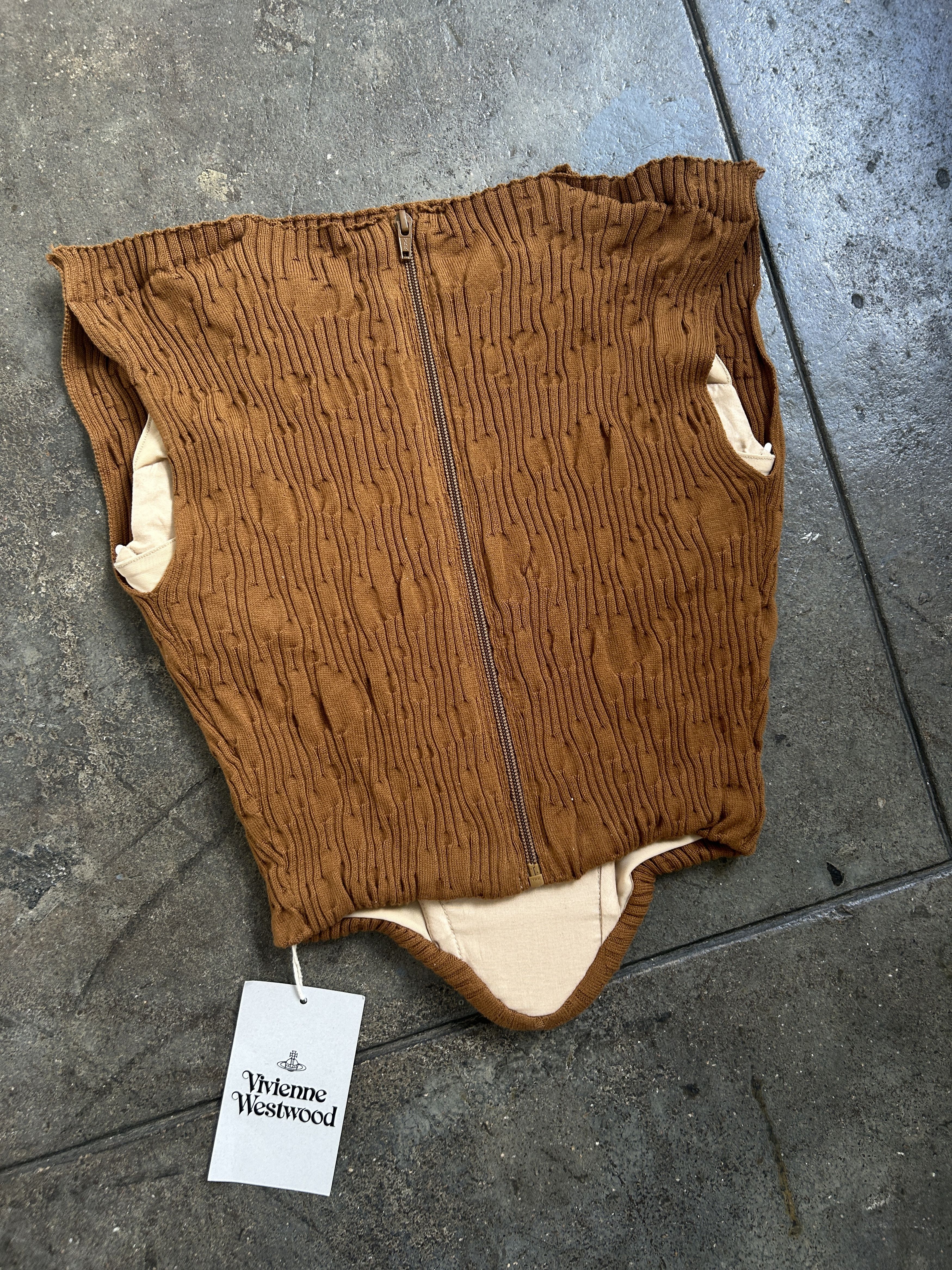 Vivienne Westwood Brand New 1,240$ Kate Corset from S/S 2022 w/ orb Size M / US 6-8 / IT 42-44 - 3 Thumbnail