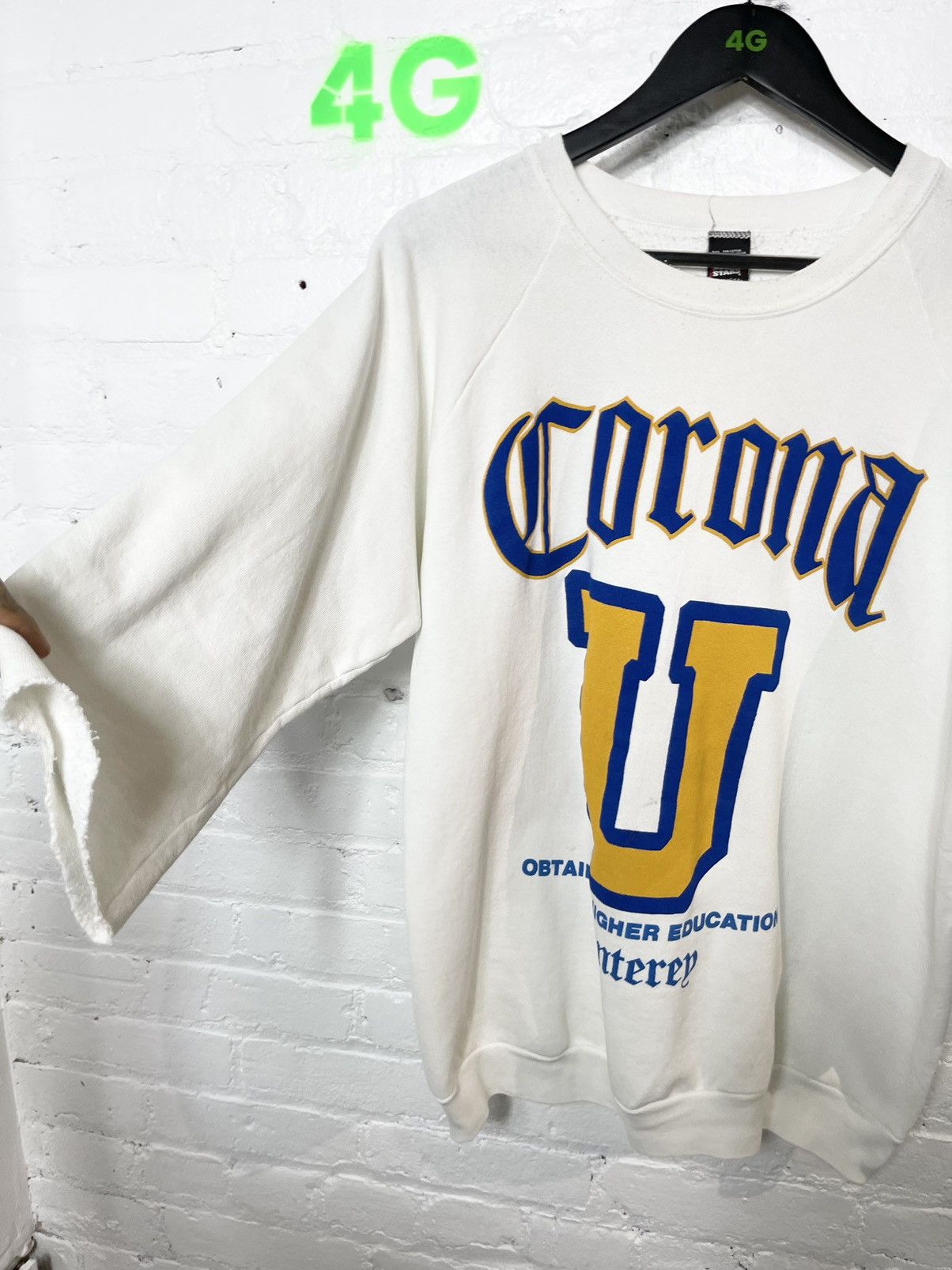 Vintage Vintage 90s Corona Beer University !! Thrashed Sweater XL Size US XL / EU 56 / 4 - 6 Thumbnail