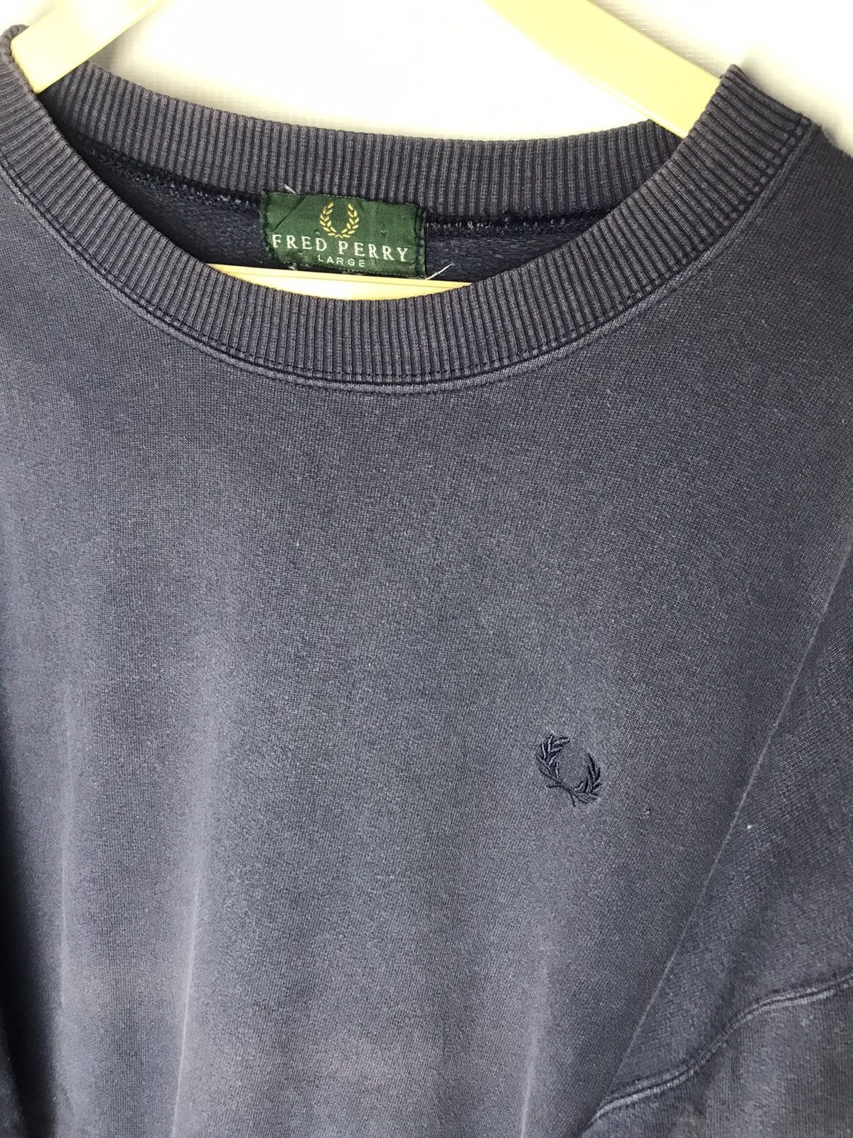 Fred Perry × Vintage Fred perry sweatshirt distressed Size US L / EU 52-54 / 3 - 3 Thumbnail