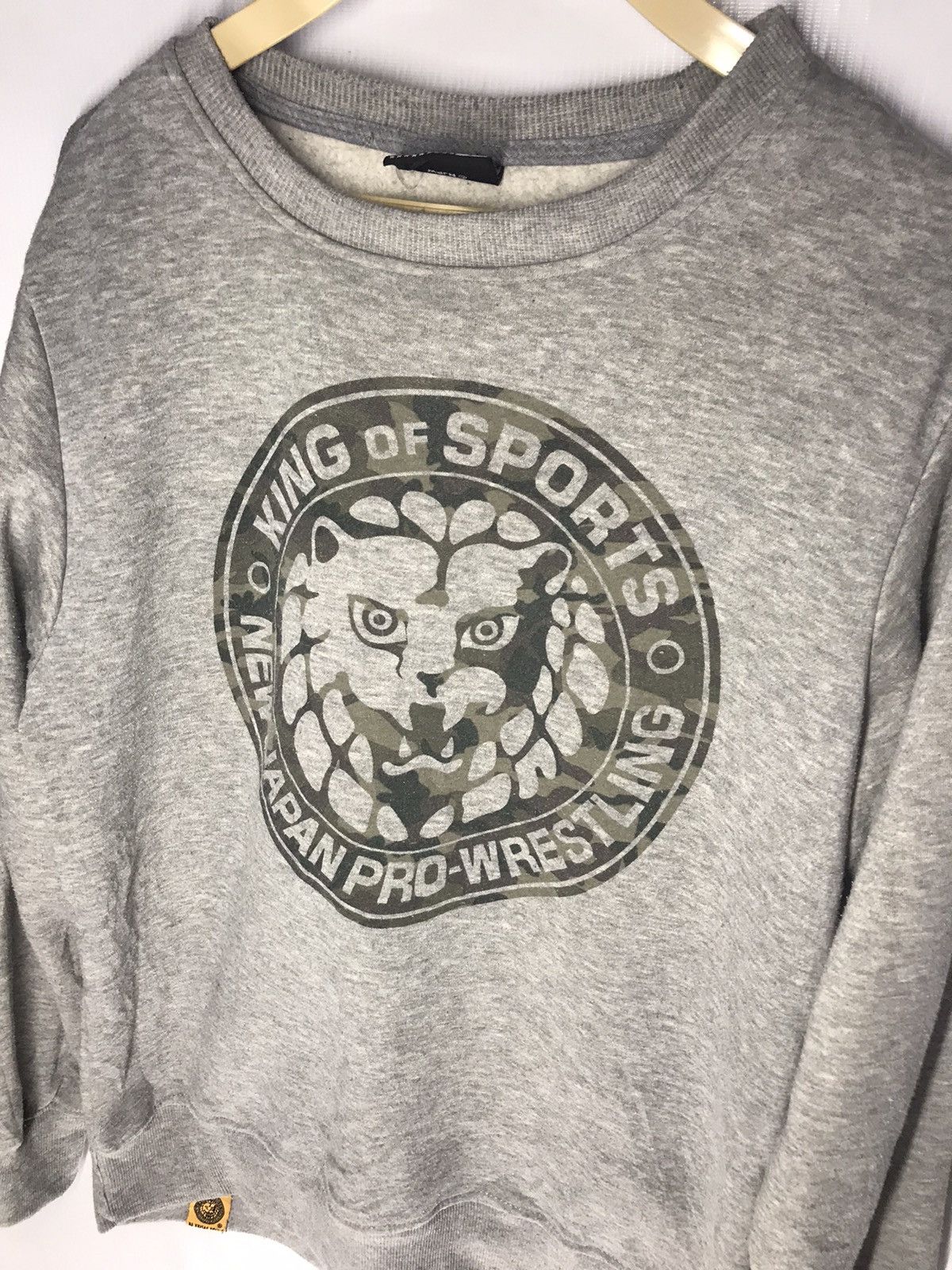 Japanese Brand Njpw big printed sweatshirt Size US L / EU 52-54 / 3 - 3 Thumbnail