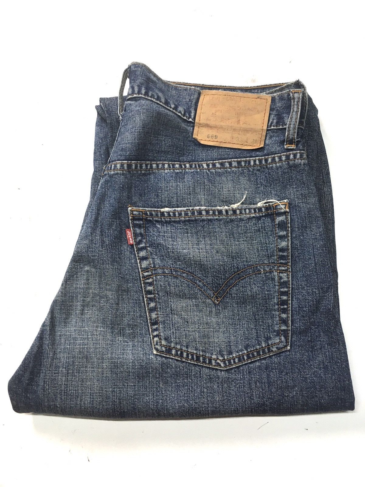 Levi's × Vintage Vintage 90s Levi’s 669 paint splatter distressed denim Size US 33 - 1 Thumbnail