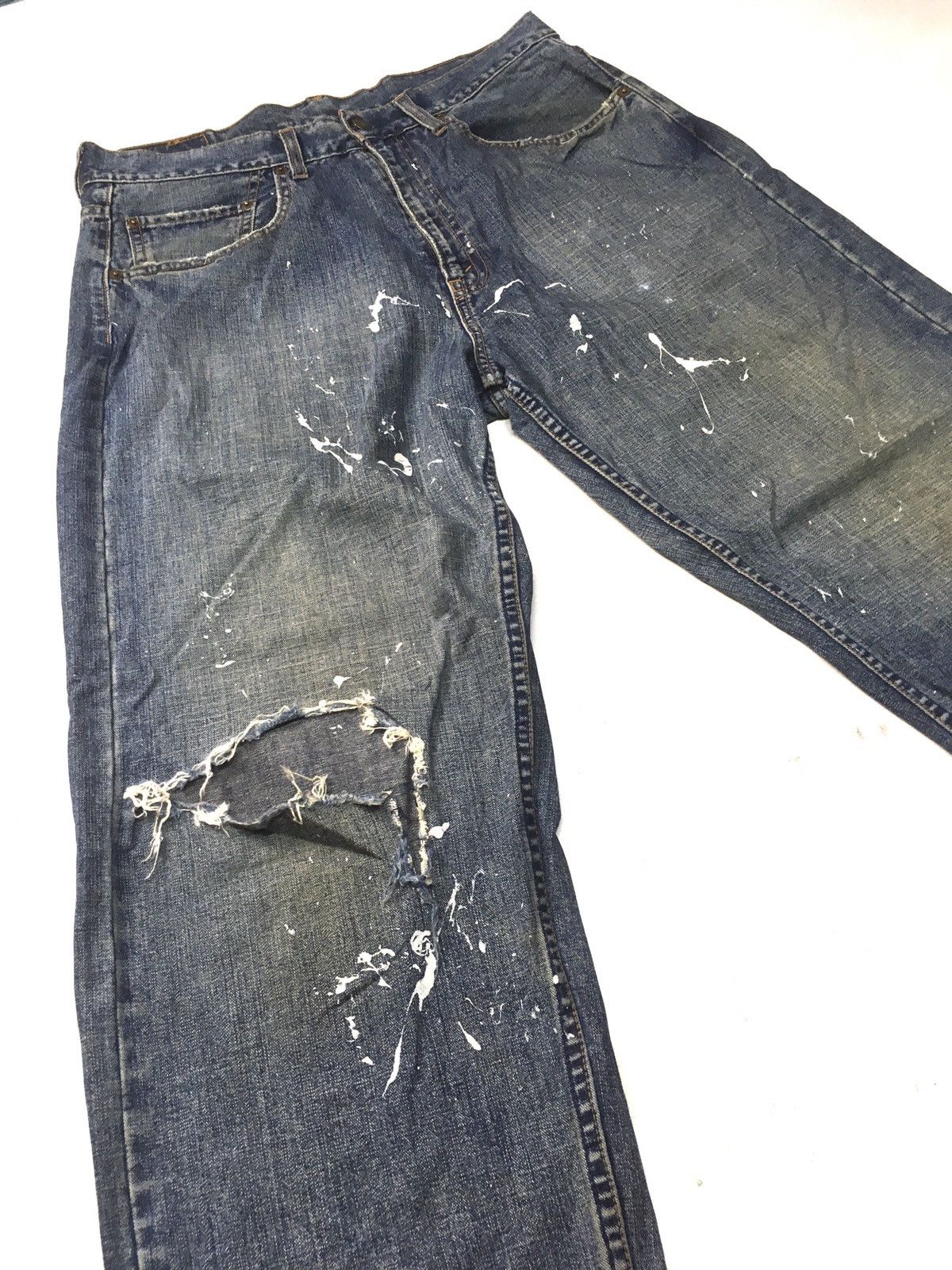Levi's × Vintage Vintage 90s Levi’s 669 paint splatter distressed denim Size US 33 - 9 Thumbnail
