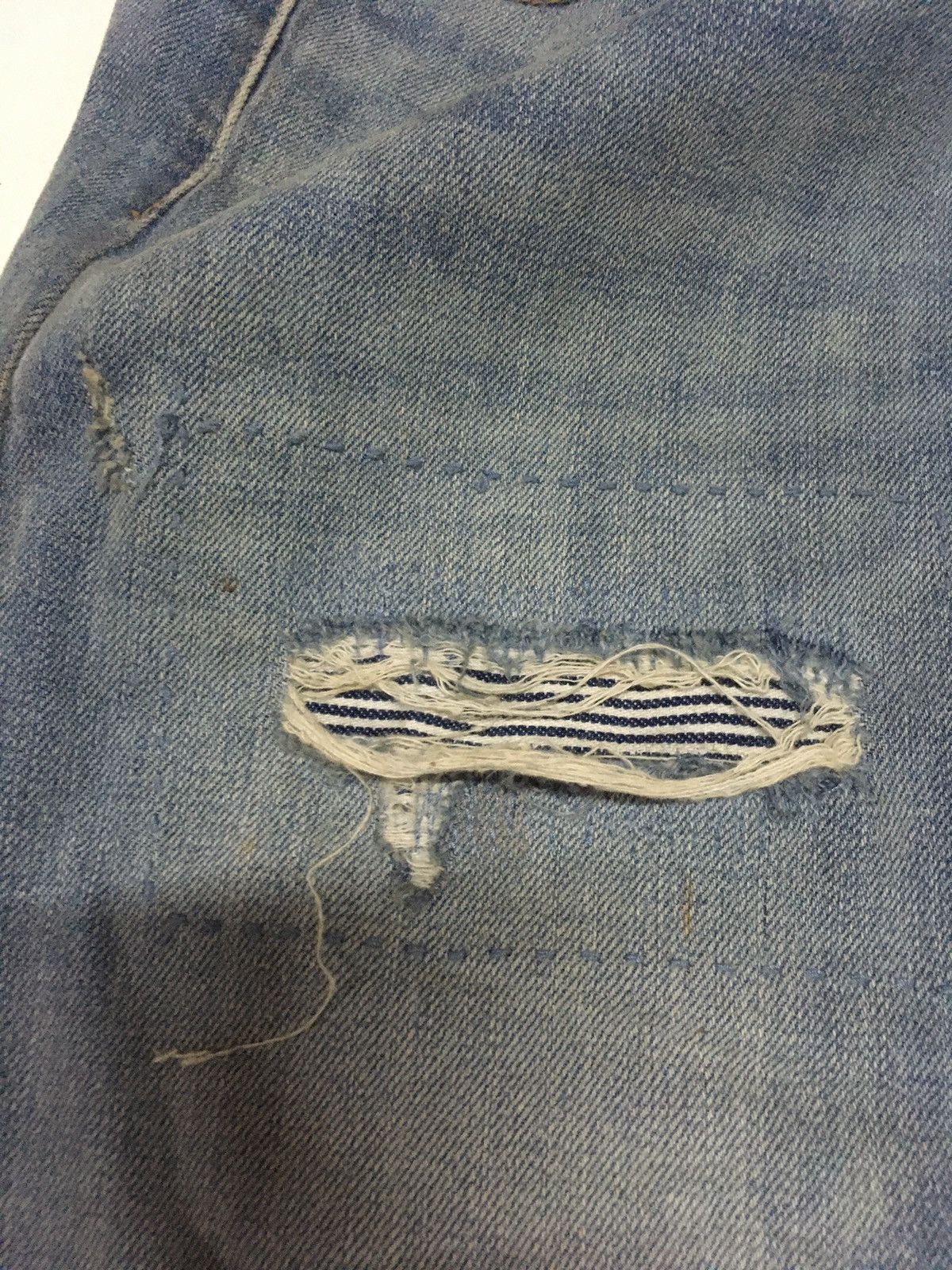 Uniqlo × Vintage Vintage Uniqlo distressed jeans Size US 33 - 8 Thumbnail
